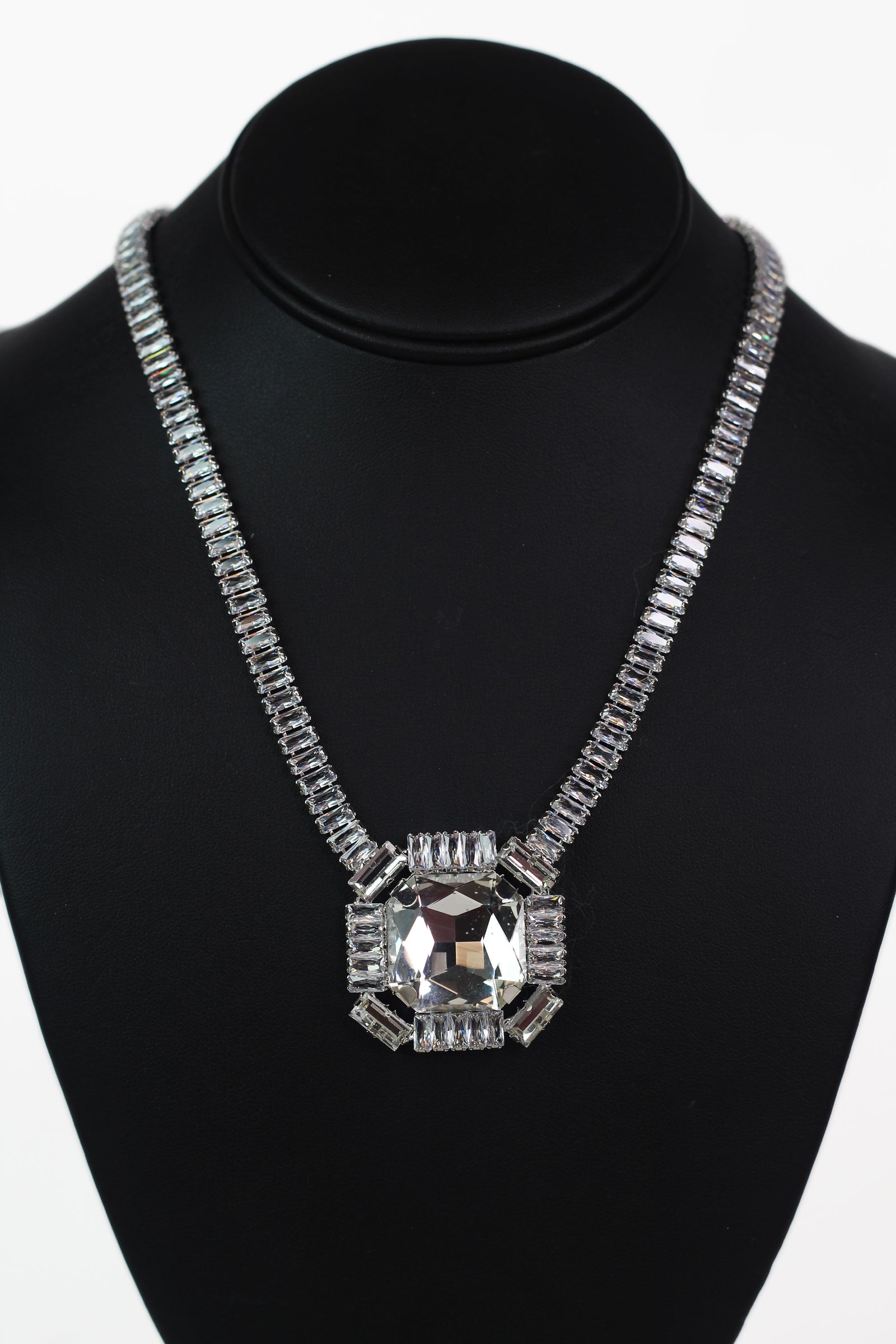 Baguette Chain & Trim XL Cushion Stone Necklace