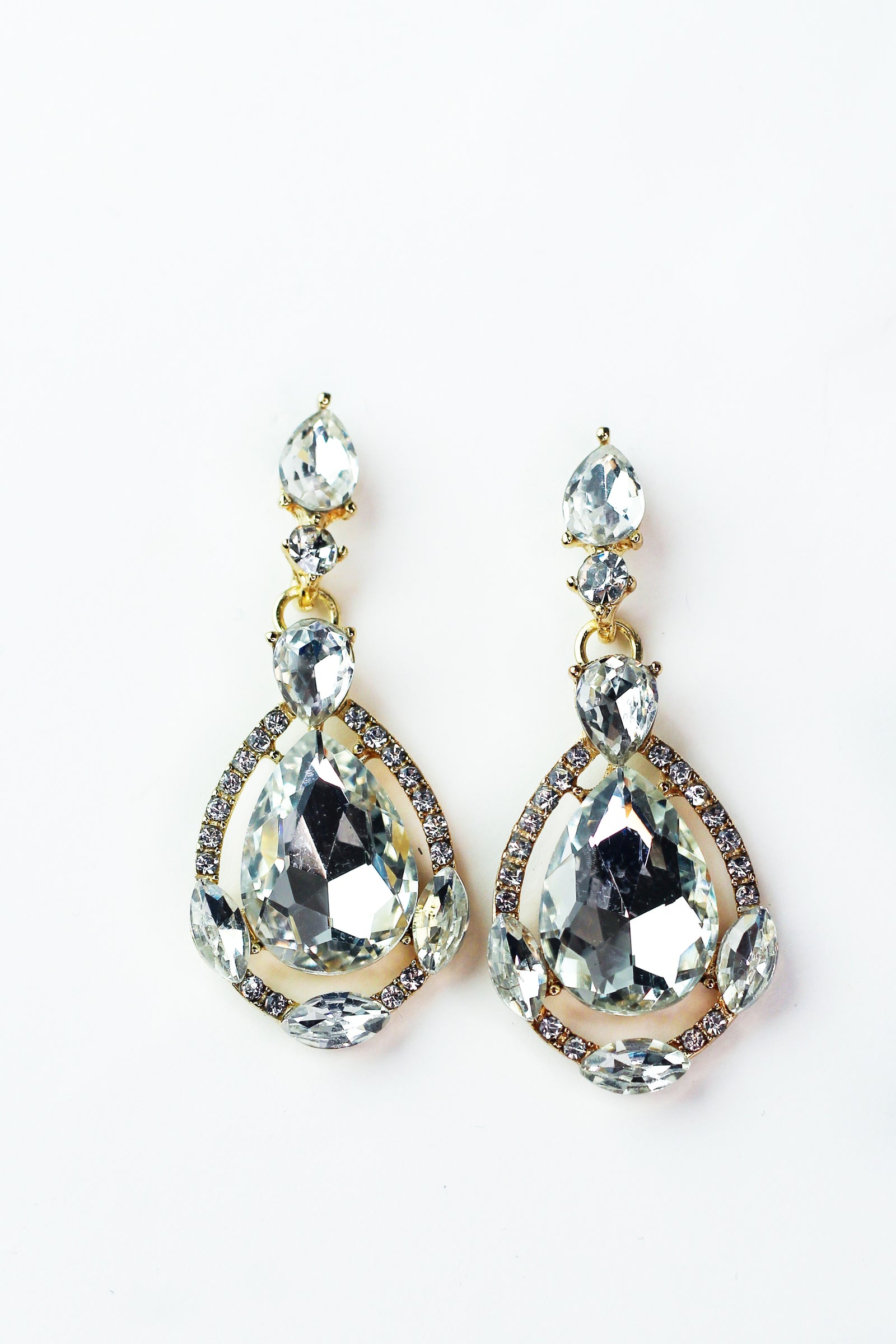 3 Almond Trim Bottom Teardrop Earring