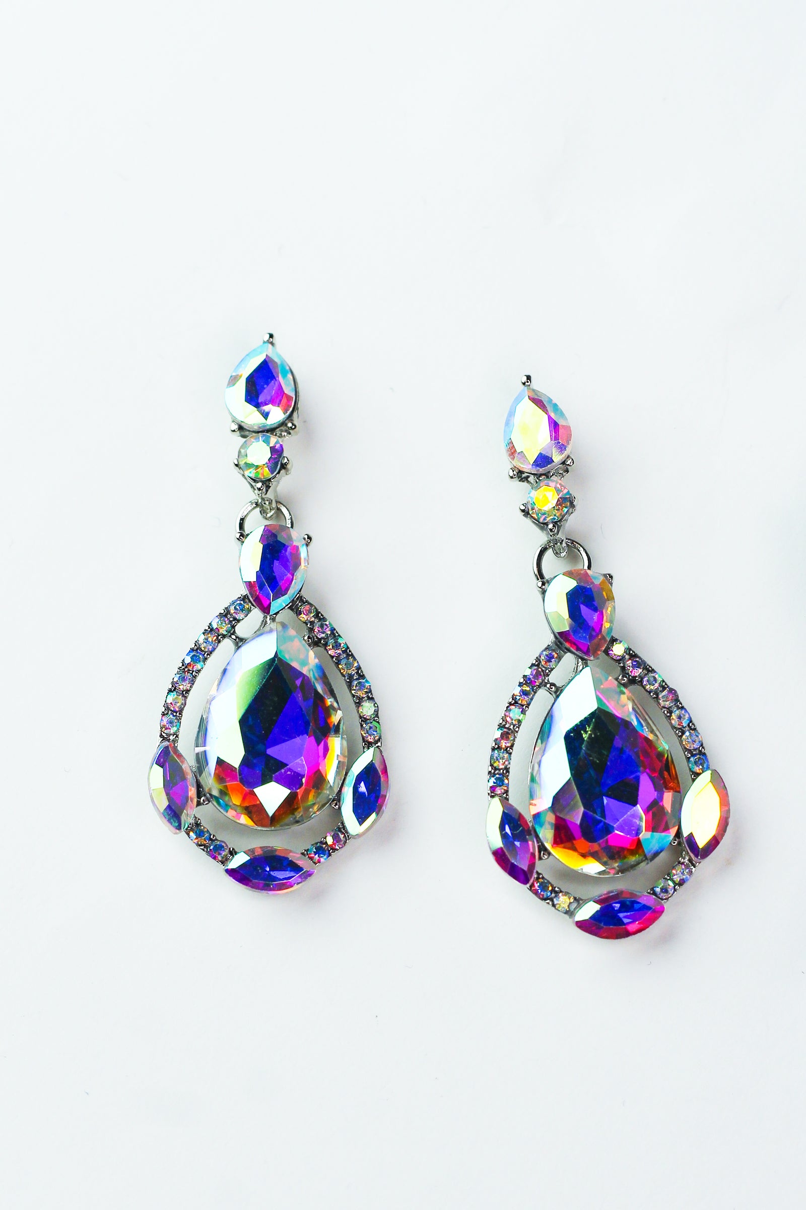 3 Almond Trim Bottom Teardrop Earring