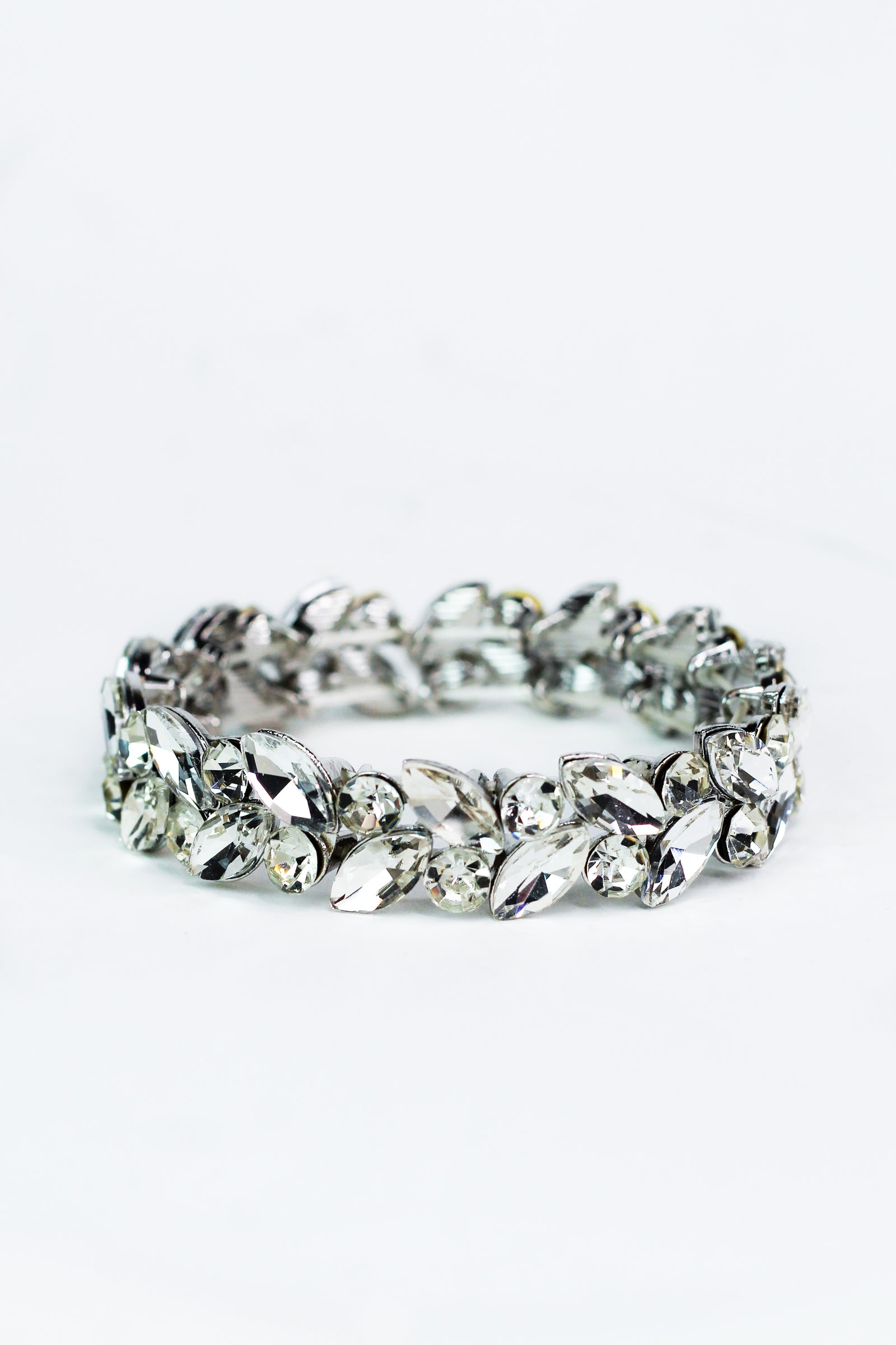 Marquis & Round Rhinestone Stretch Bracelet - Glitz & Ears Boutique