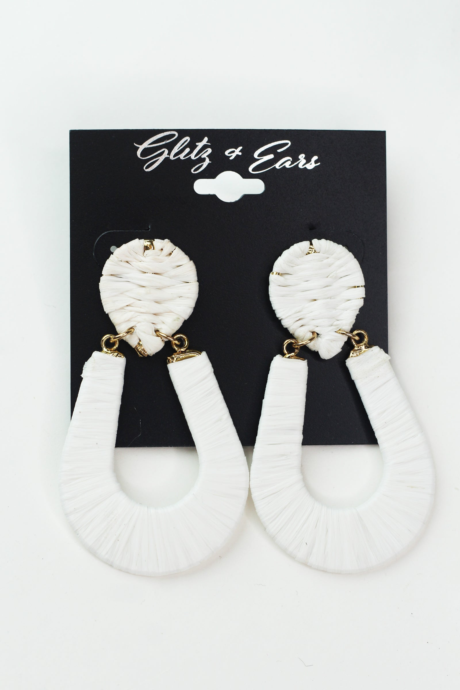 Raffia Teardrop & Dangling Doorknocker Earrings