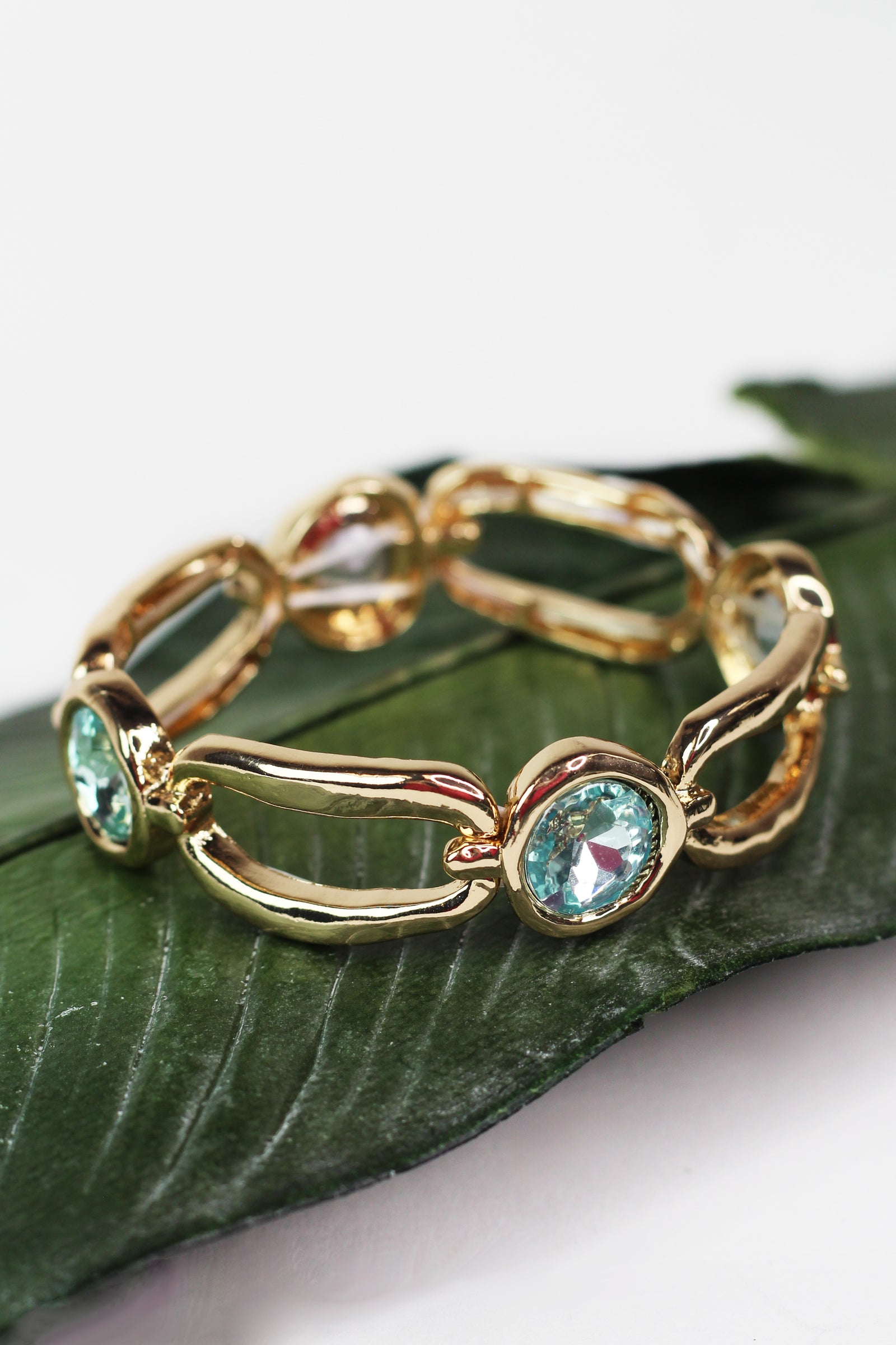 Open Ovals & Round Stones Stretch Bracelet