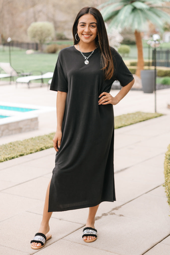Plain Short Sleeve Solid Dress With Side Slits