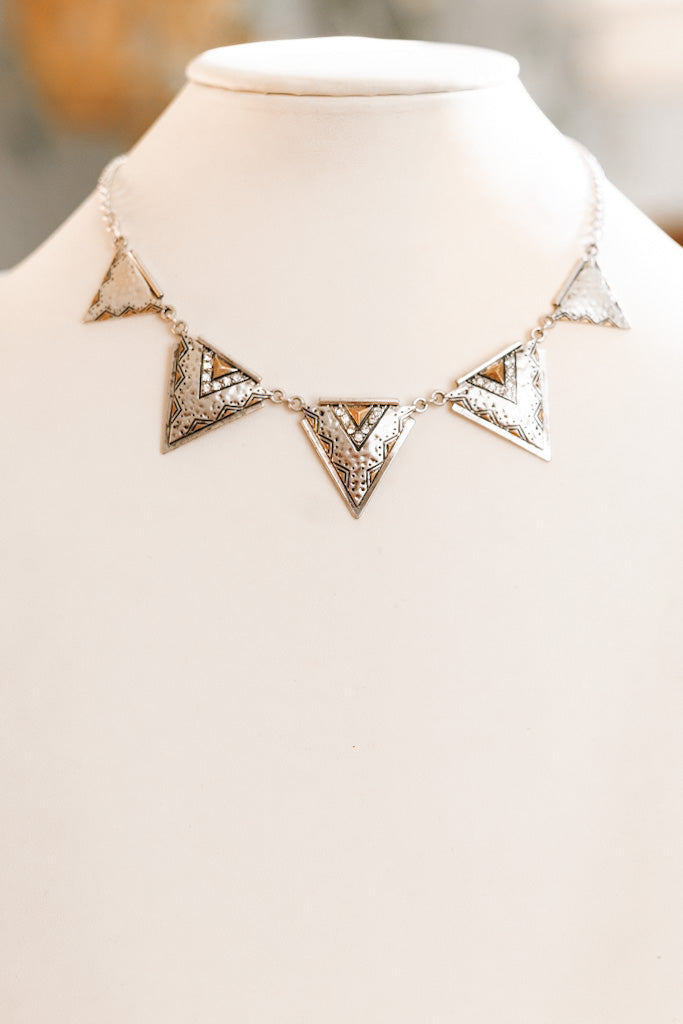 Embossed Pointed Metal Necklace
