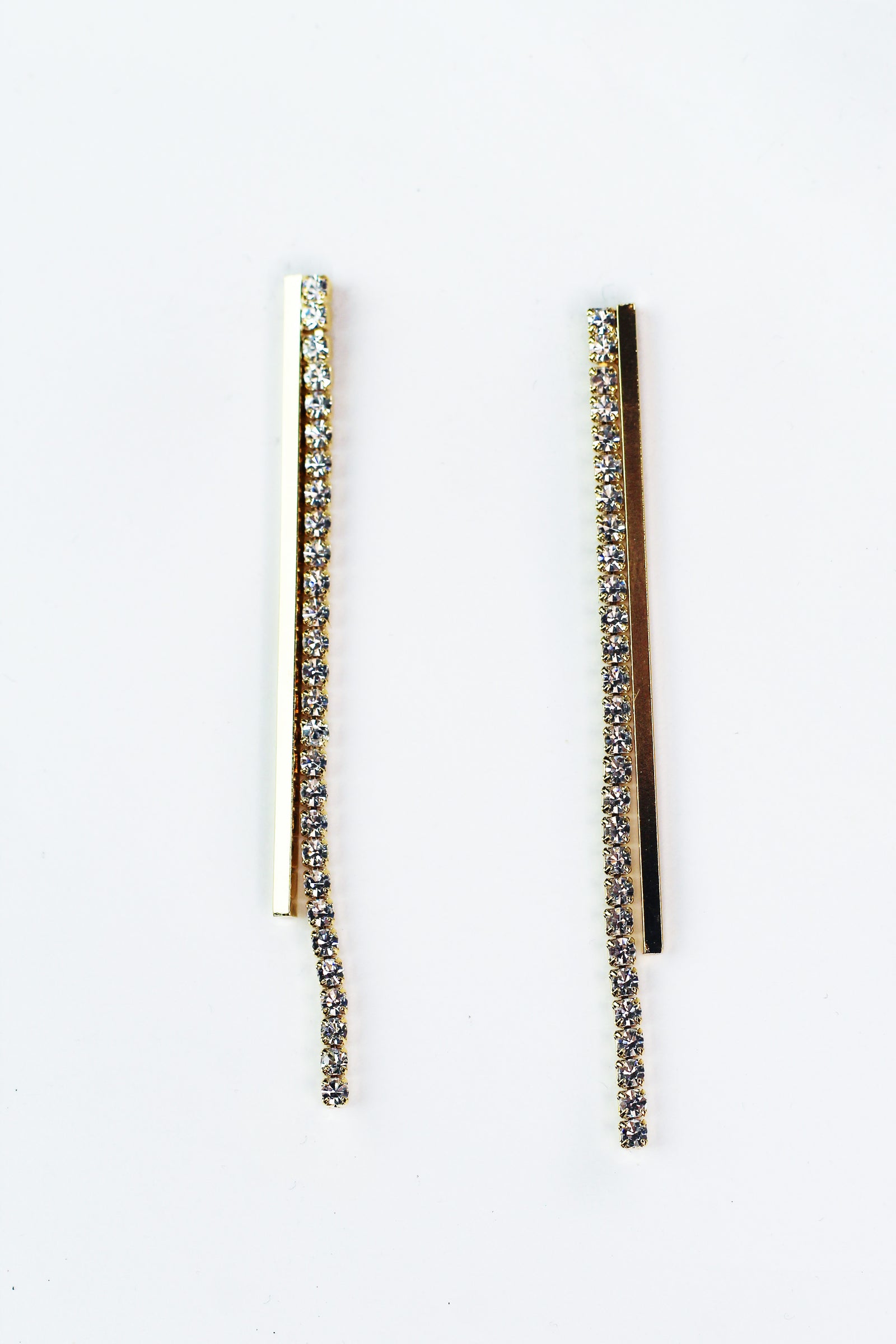 Straight Bar w/ Dangling Rhinestone Row