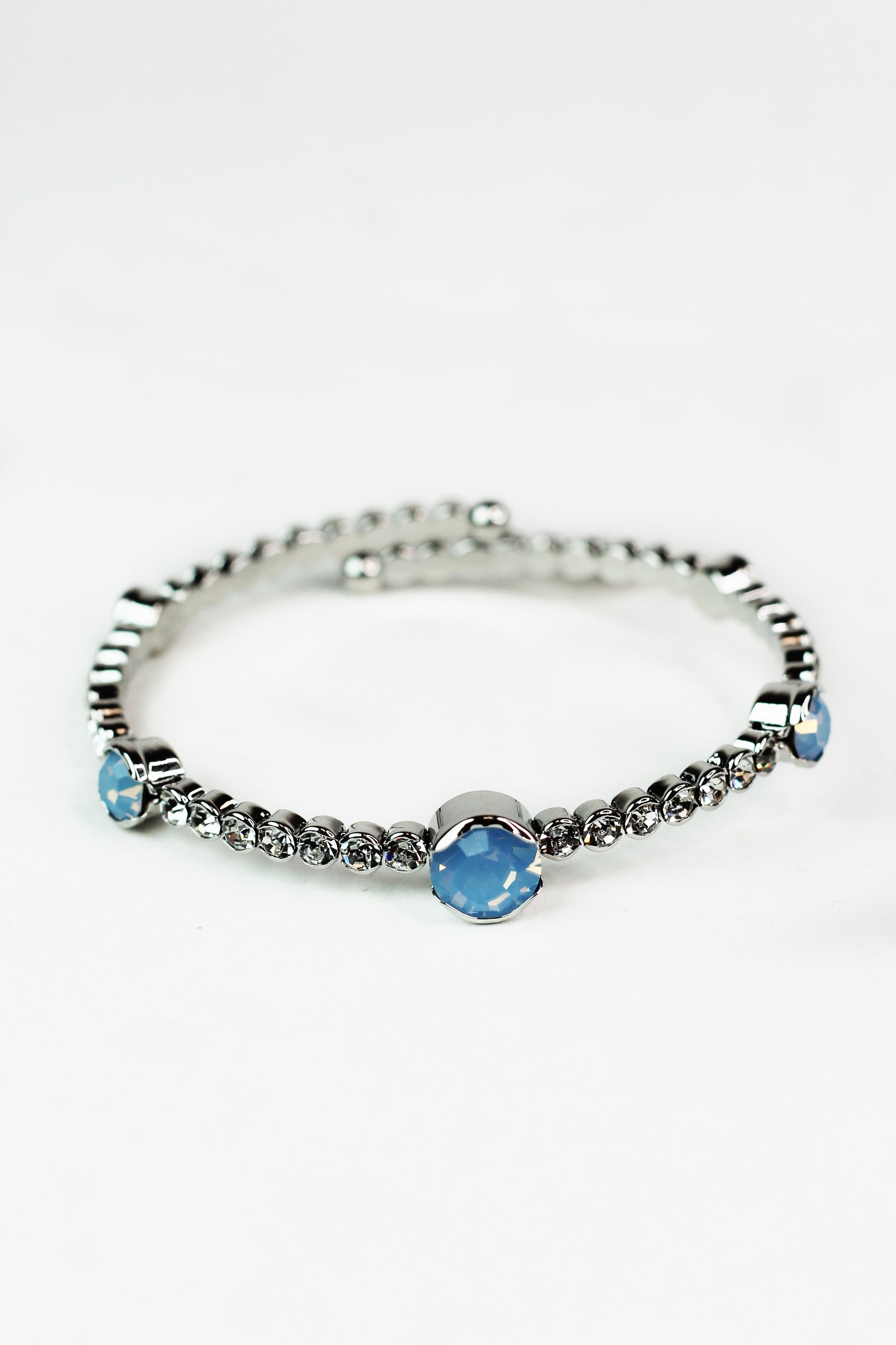 Circle Stone Large Stone Middle Bracelet