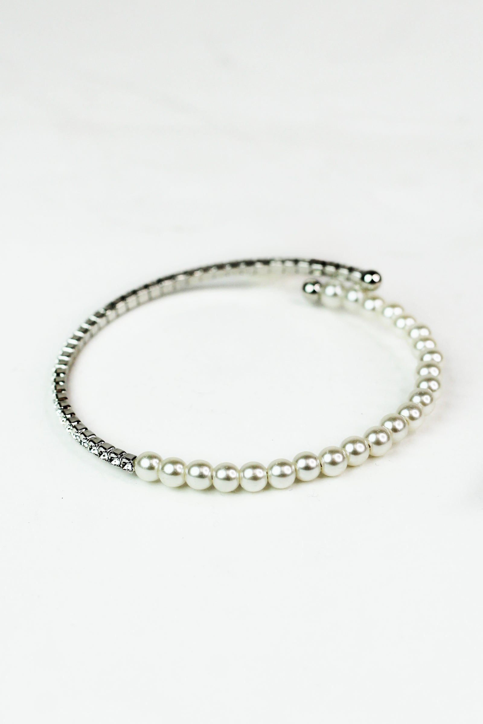 Half Rhinestone Half Pearl Thin Bracelet