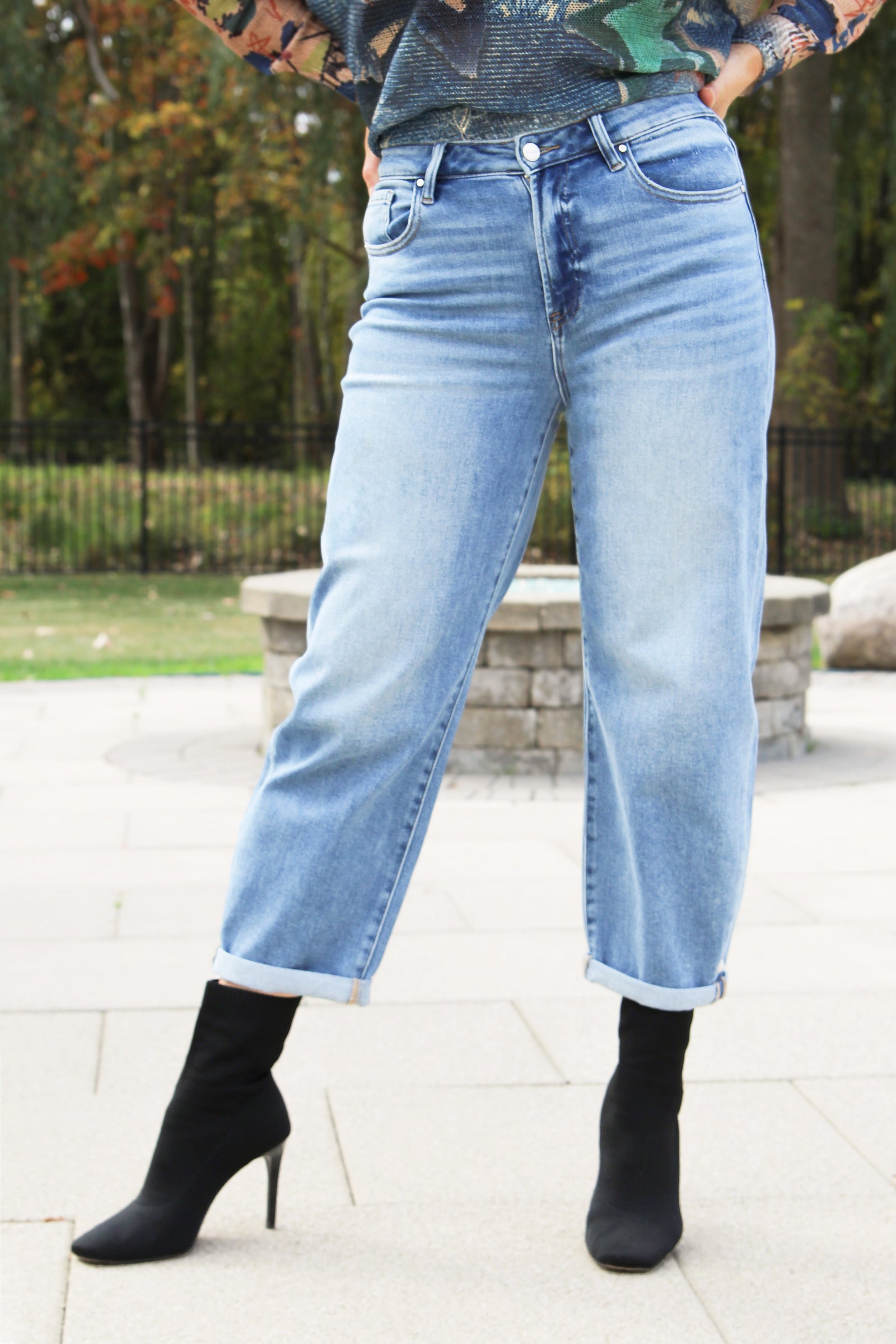 High Rise Barrel Cuffed Jeans