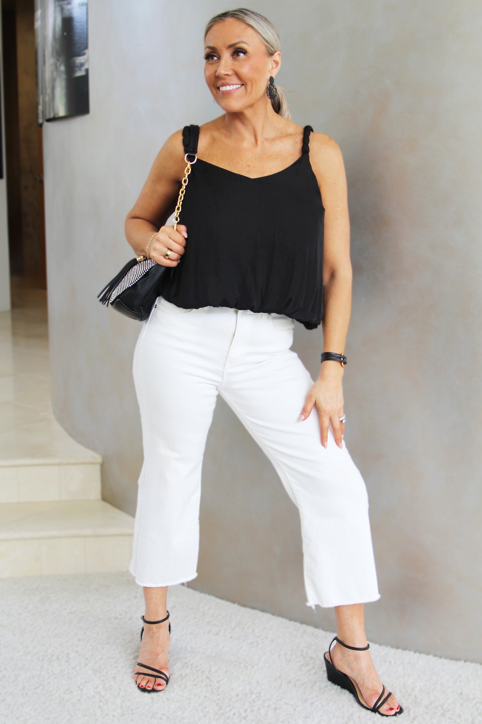 Sleeveless Hi-Lo Bubble Top w/ Front Bubble Strap Accent