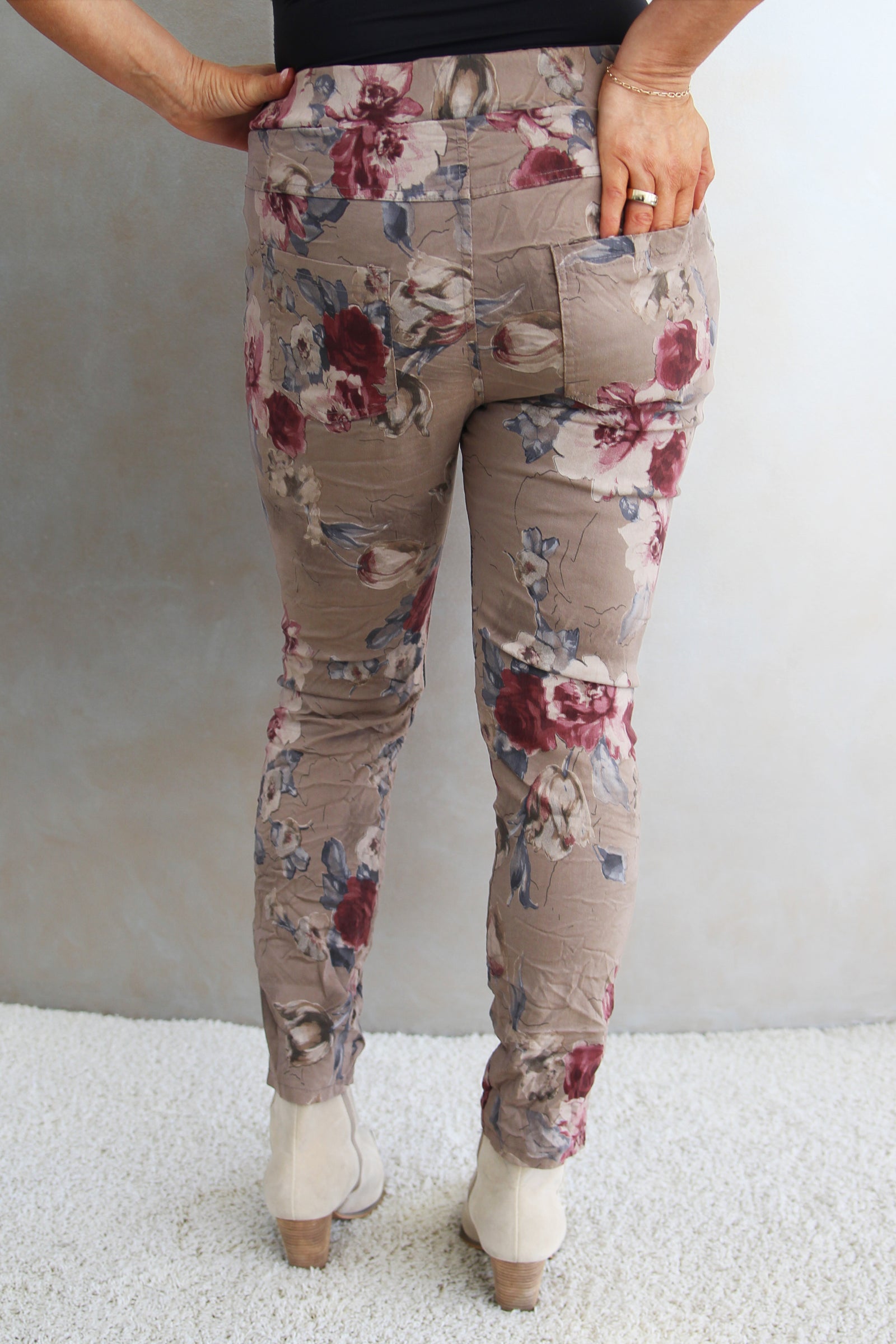 Floral Print Crinkle Joggers