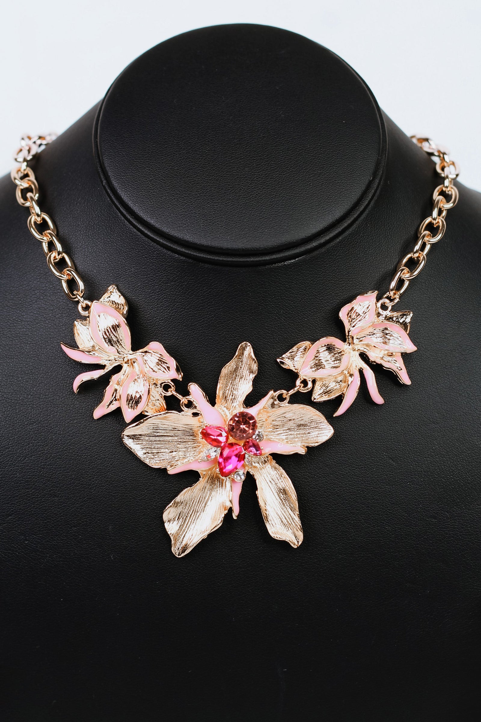 Chain Necklace w/ Metal Flowers & Gemstone Center