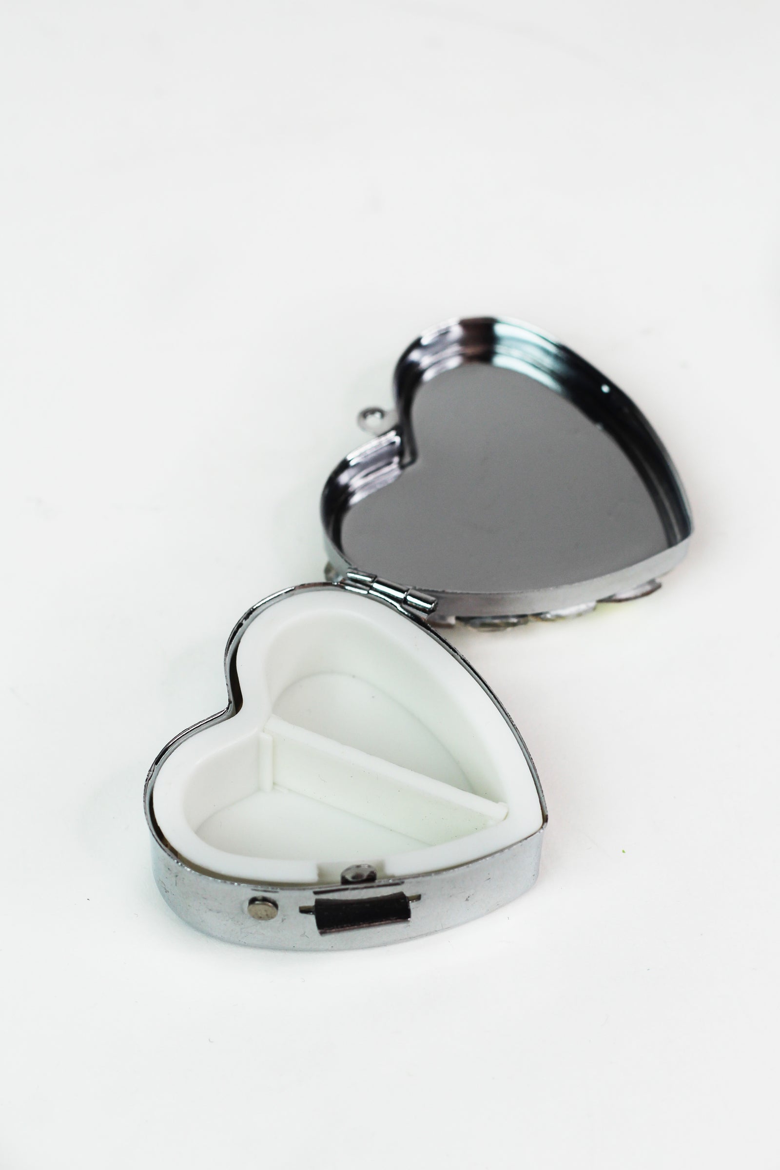 Teardrop Stone Top Compact Mirror