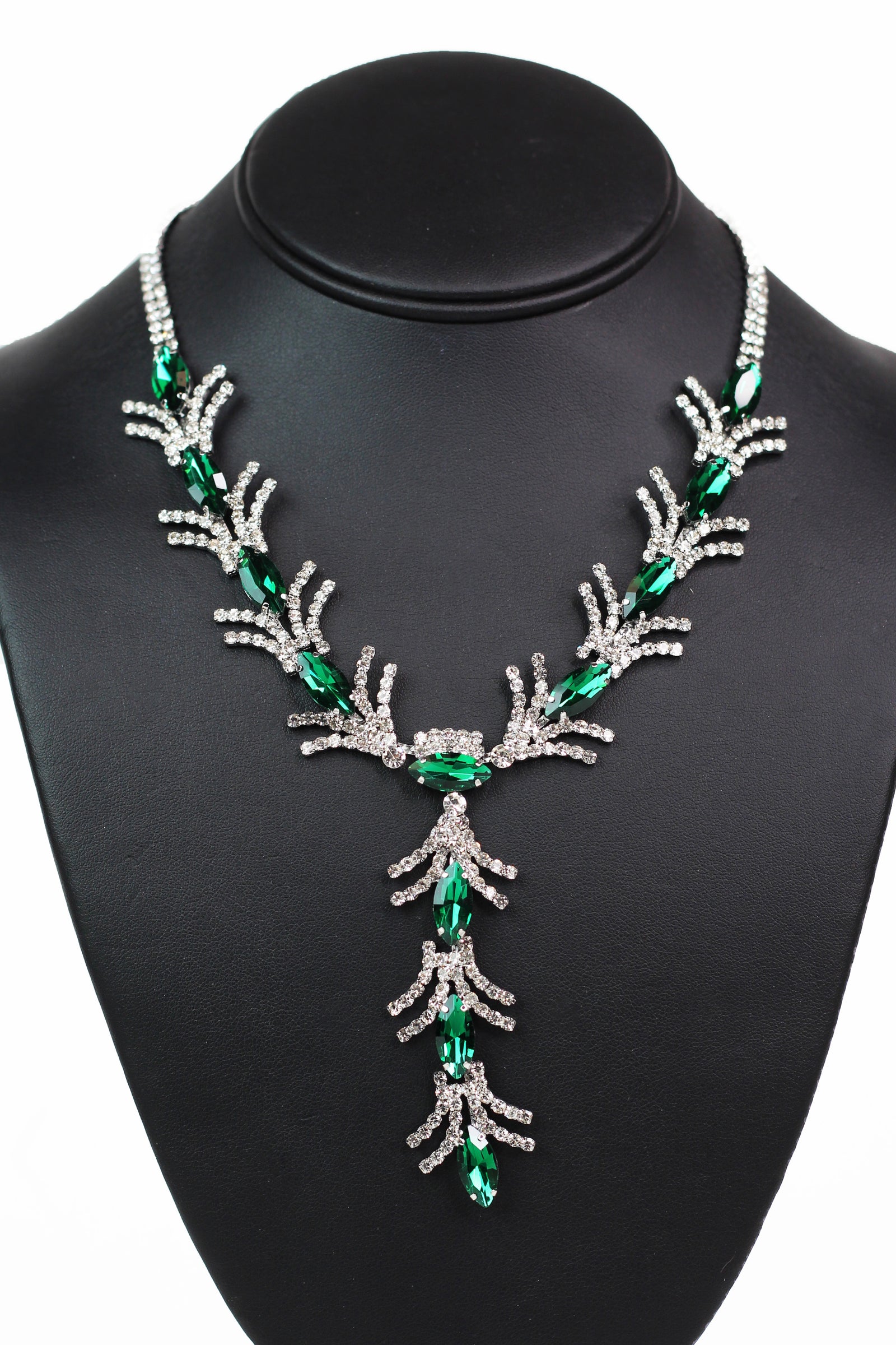 Short Arch Bars Almond Stone Y Necklace - Glitz & Ears Boutique