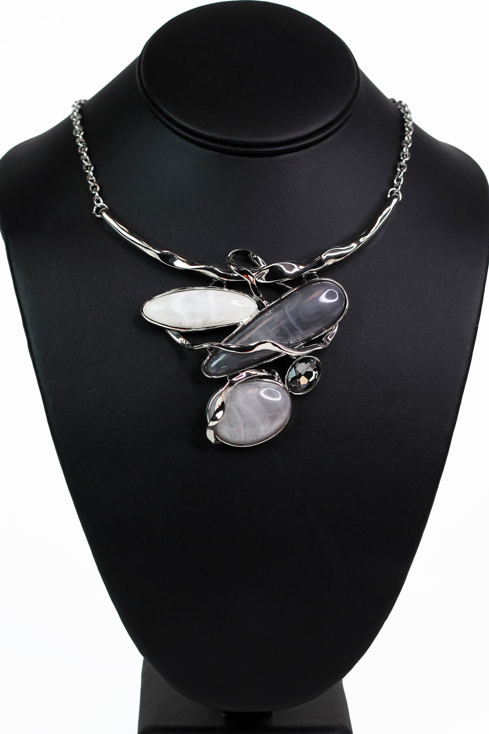 Hammered Metal & Stones Bib Necklace
