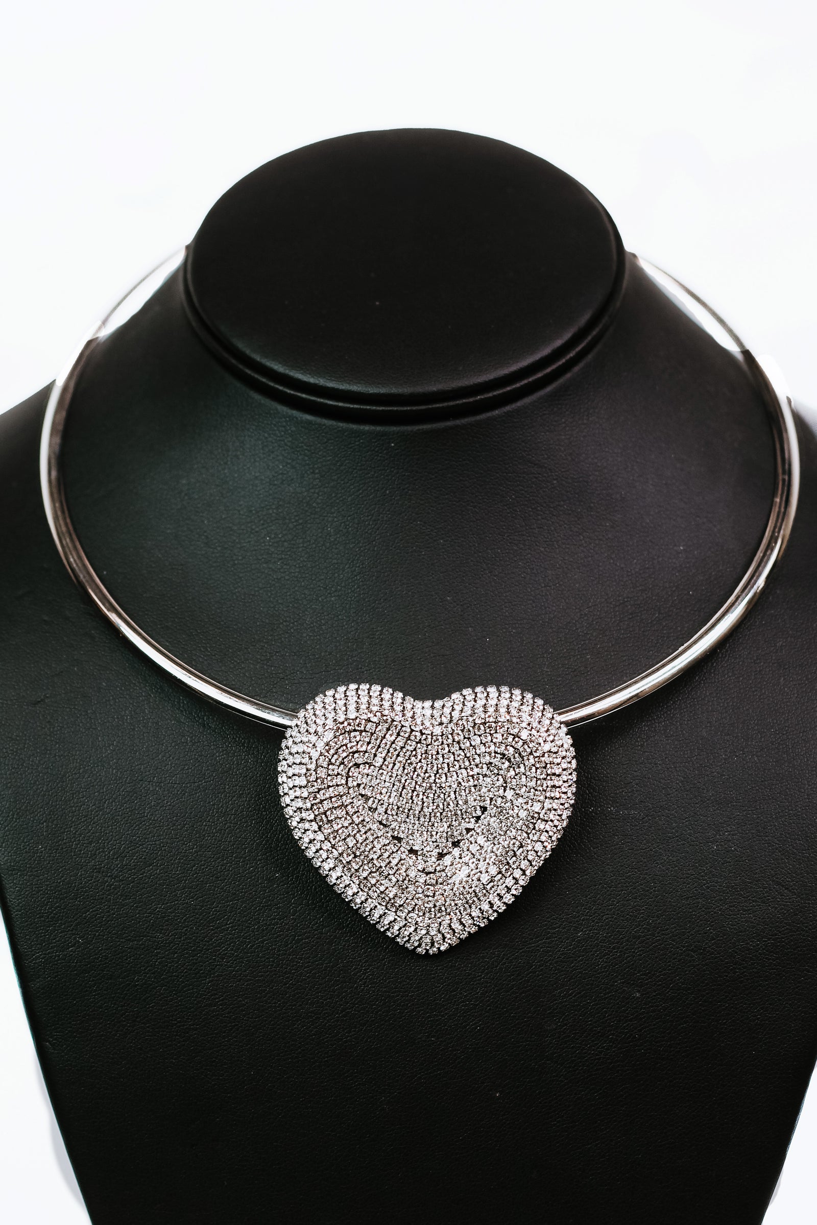 Large Rhinestone Indent Heart Metal Collar Necklace