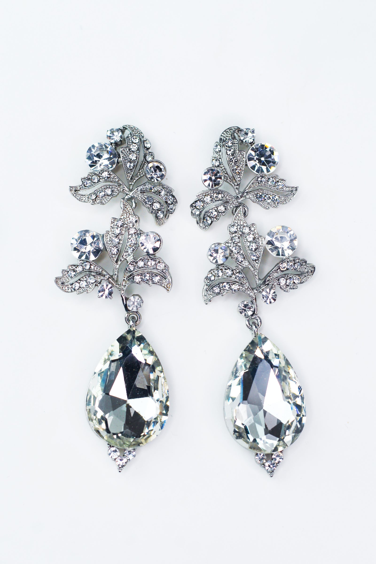 Leafy Top Large Dangling  Teardrop Bottom Earrings