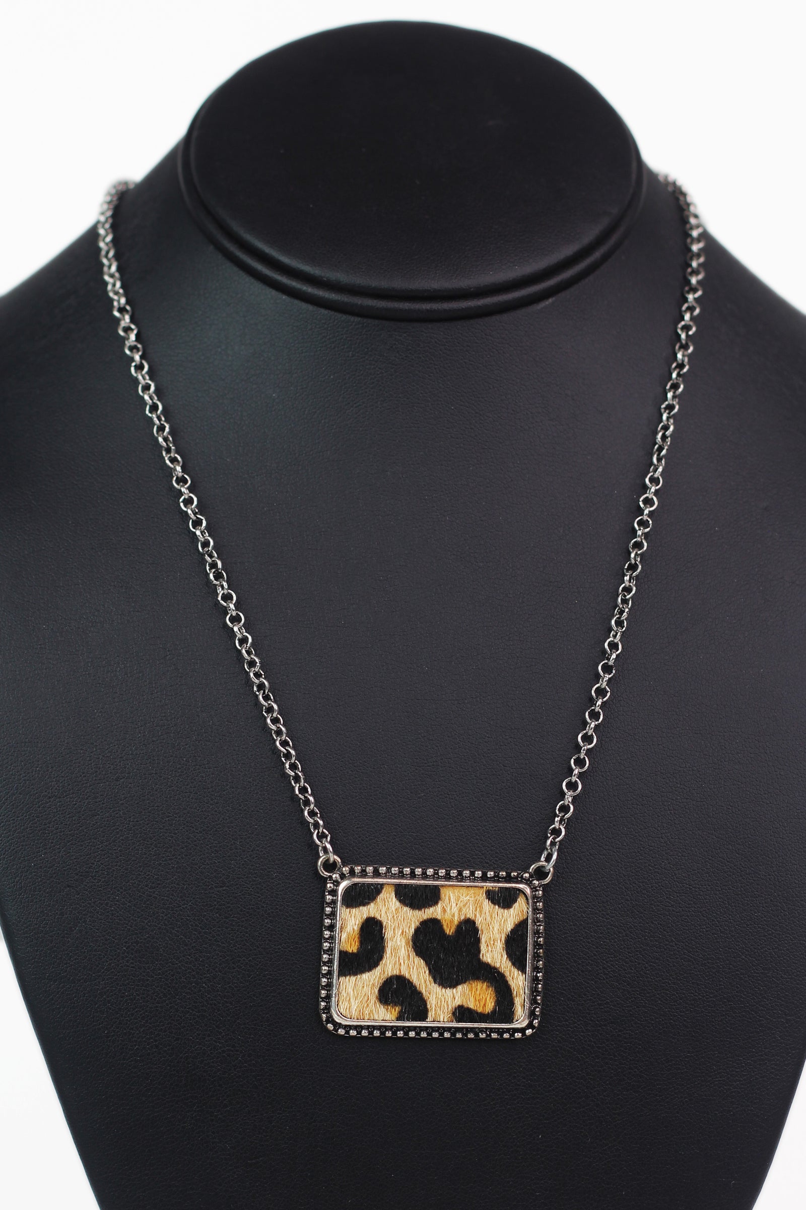 Short Hair Animal Print Rectangle Necklace