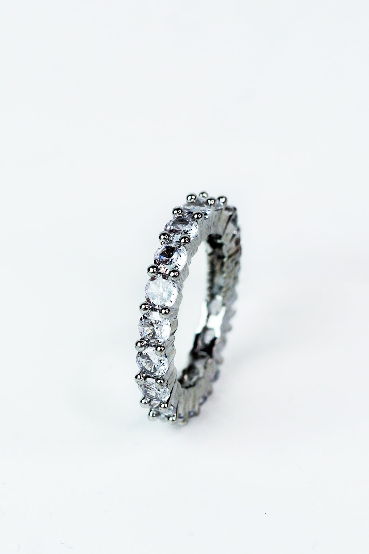 All Circle Stone Band Ring
