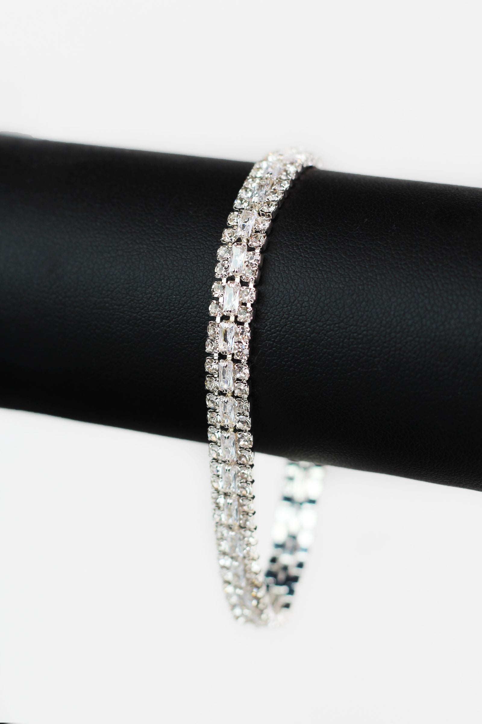 Dainty Rhinestone Top & Bottom Baguette Tennis Bracelet