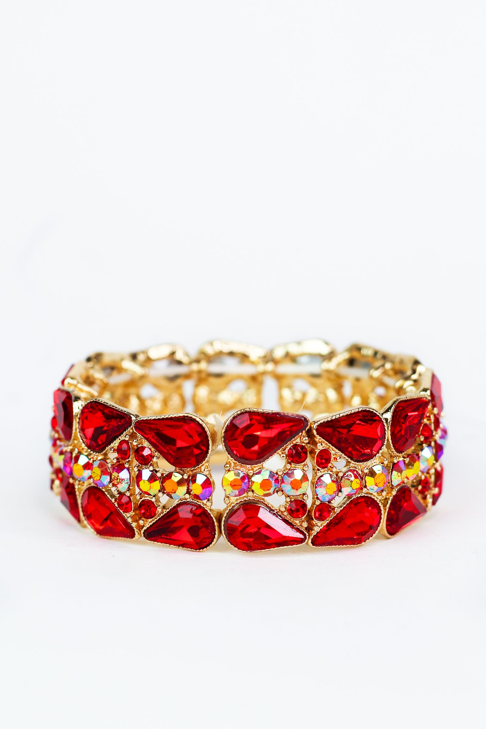 Opposite Sideway Teardrop Stone Row Bracelet