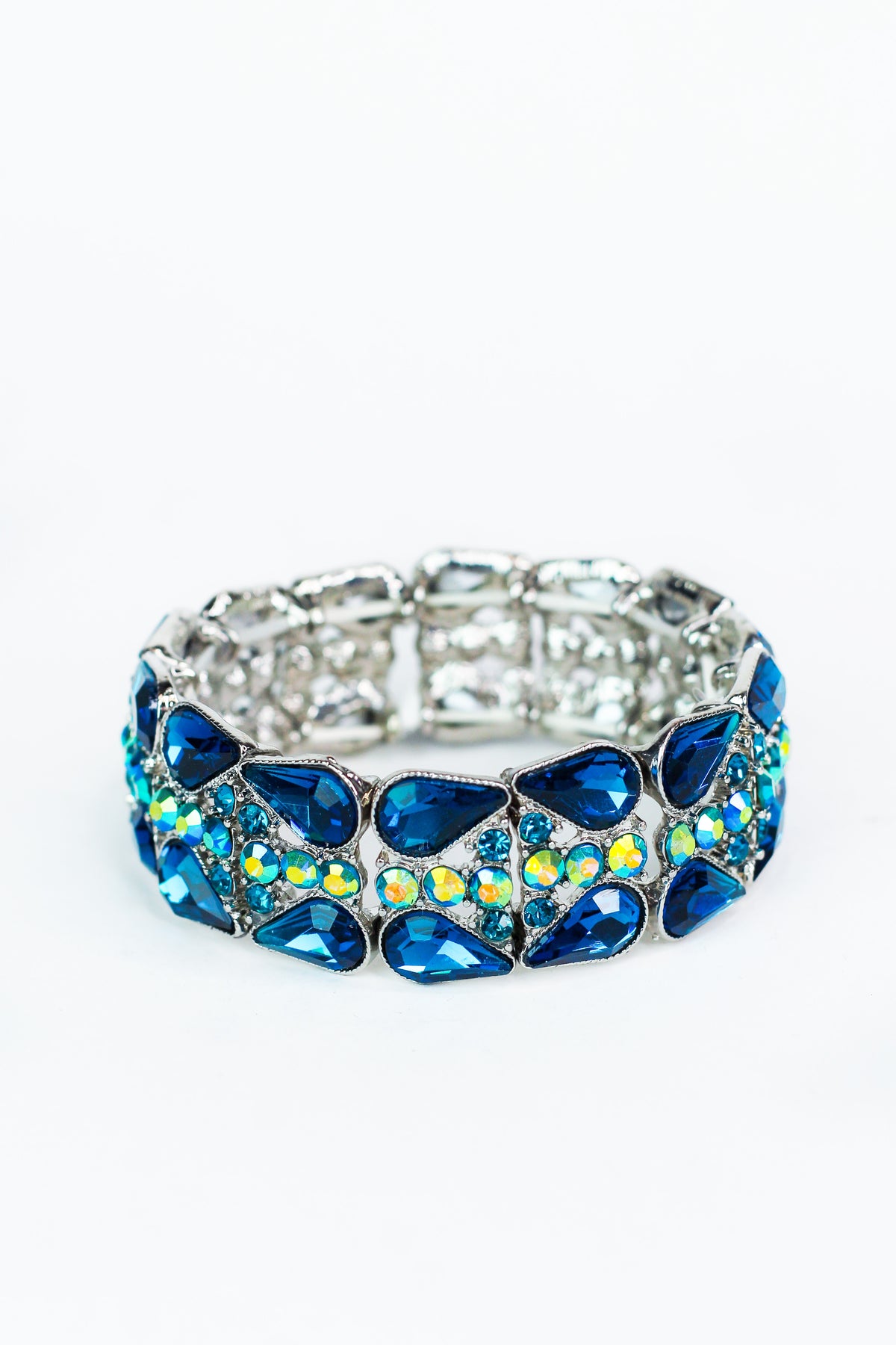 Opposite Sideway Teardrop Stone Row Bracelet