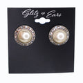Stone Trim Pearl Middle Stud