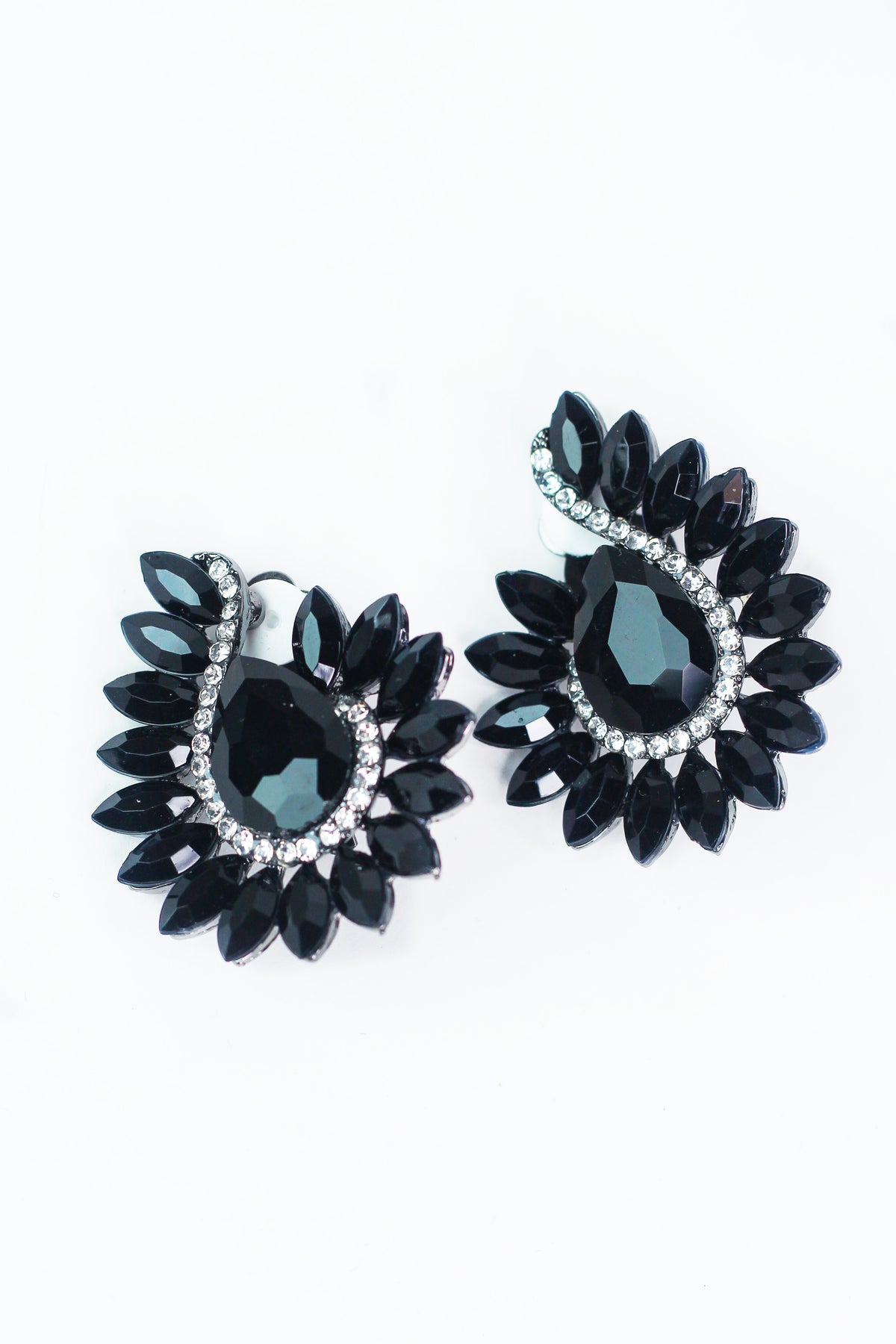 Almond Stone J Teardrop CLIP Earring