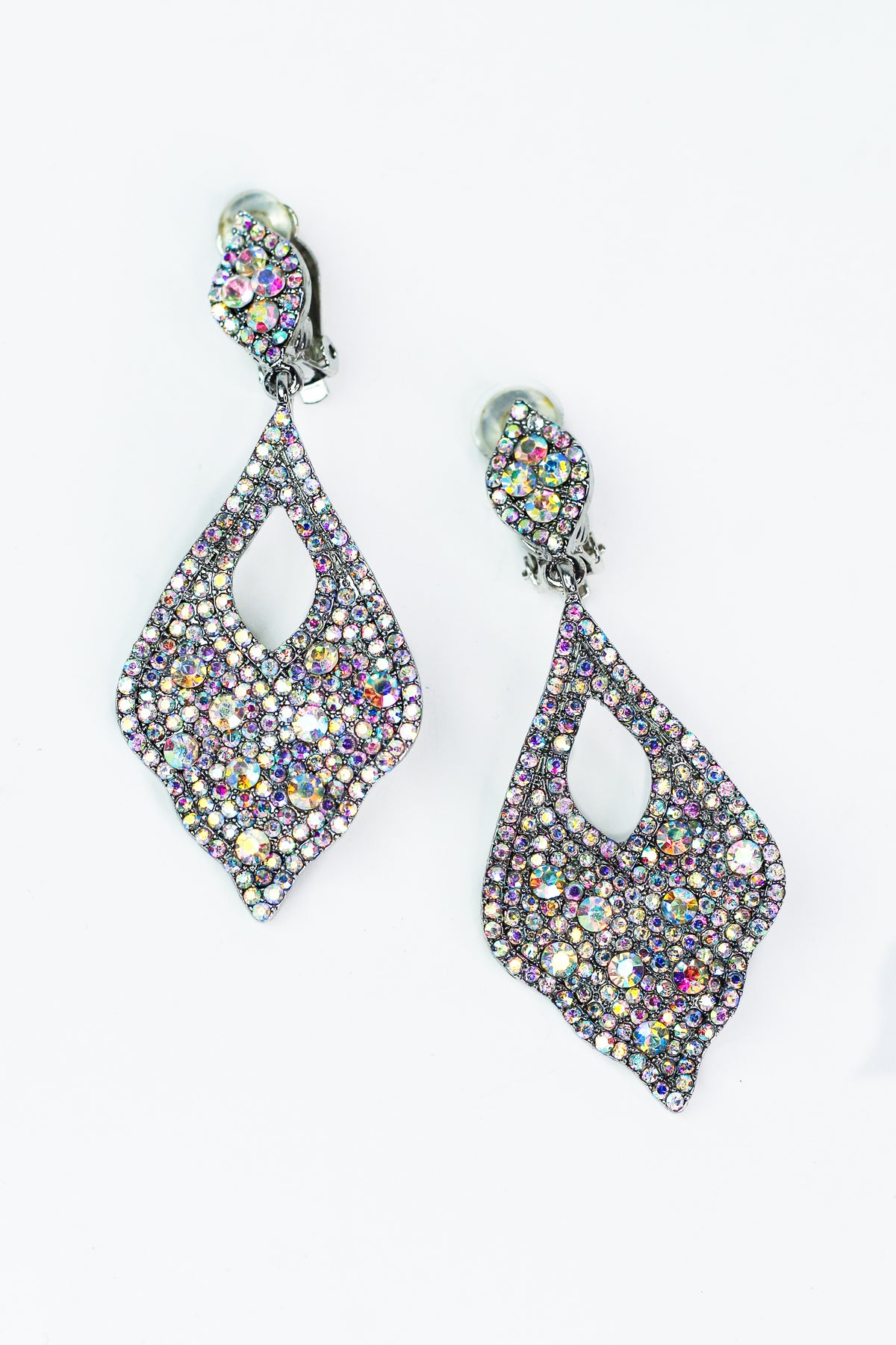 Wavy Point Two Size Stone CLIP Earring