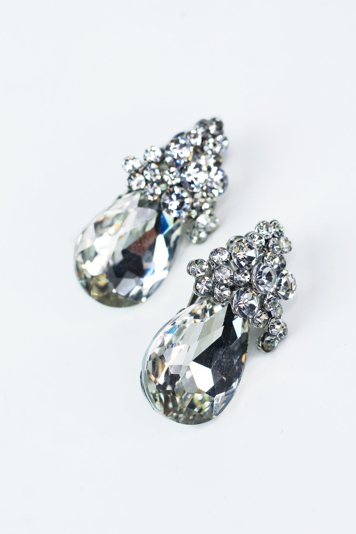 Stones Triangle Teardrop CLIP Earring