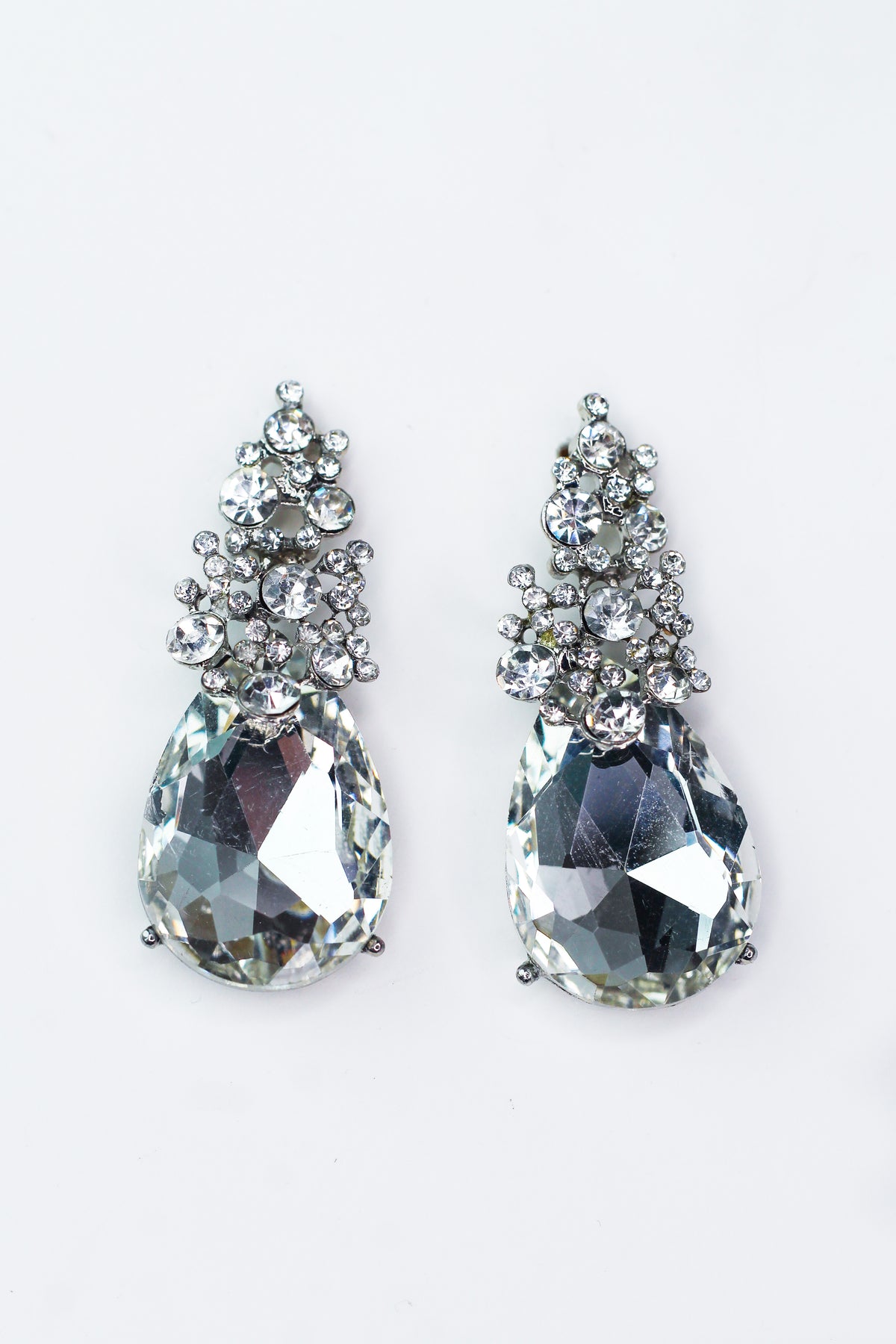 Large Teardrop Bottom Cluster Design Top Earrings