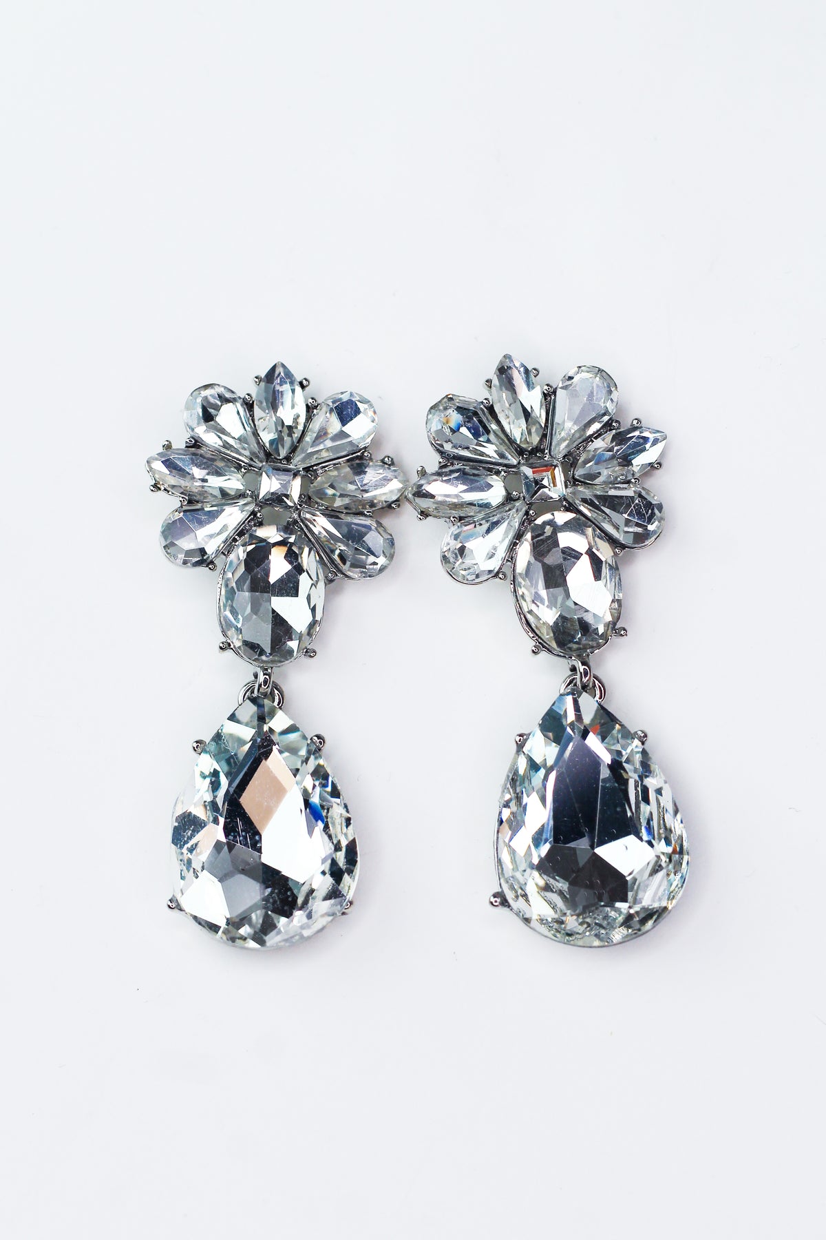 Flowering Rhinestone Top Dangling Almond Earrings