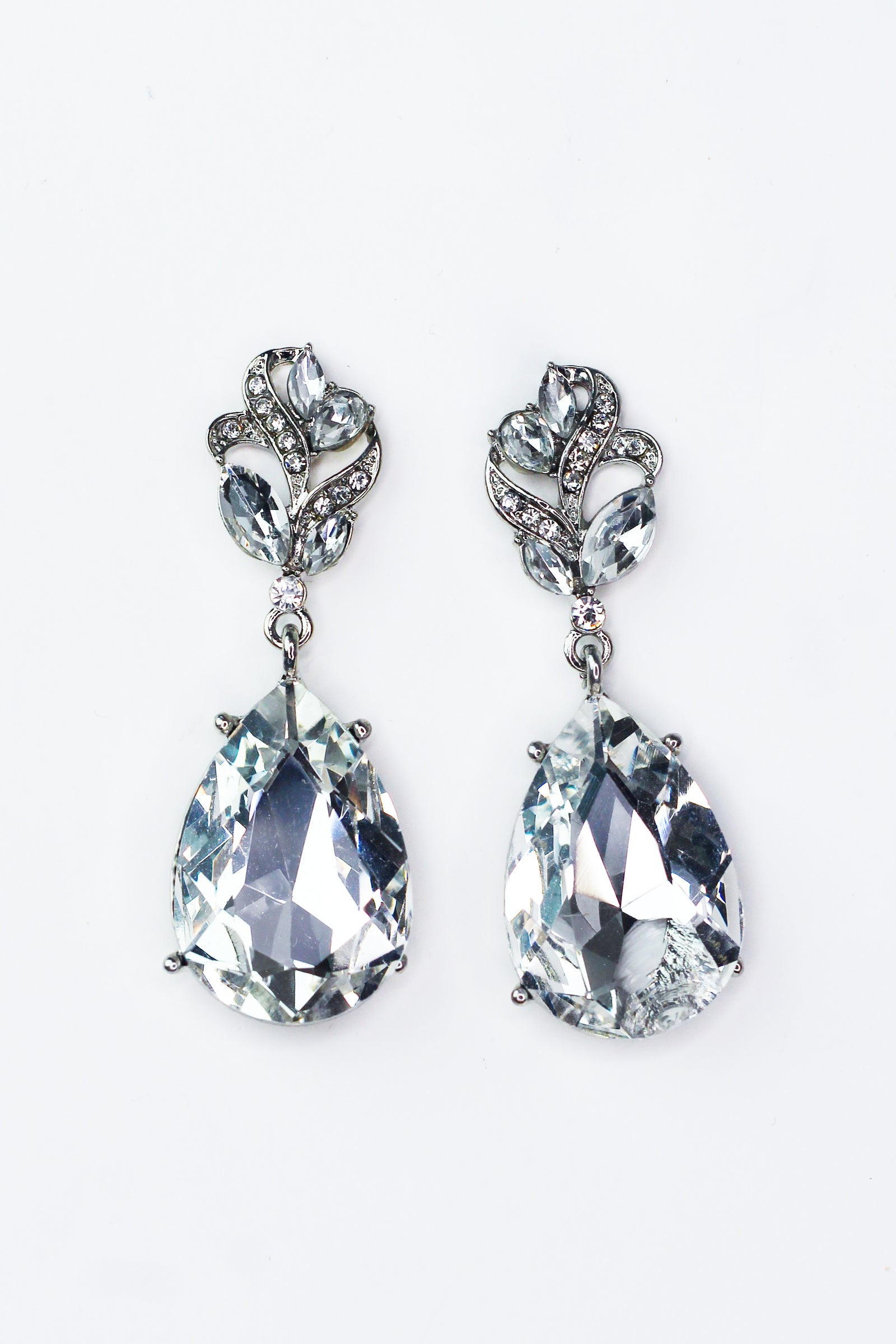 Top Swirl Large Teardrop Dangling Rhinestone Earrings
