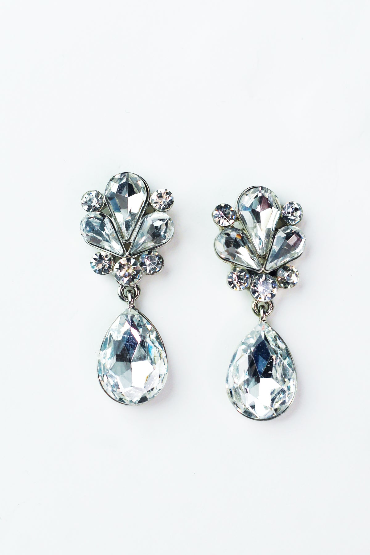3 Teardrops &amp; Round Cluster w/ Dangling Teardrop Earrings