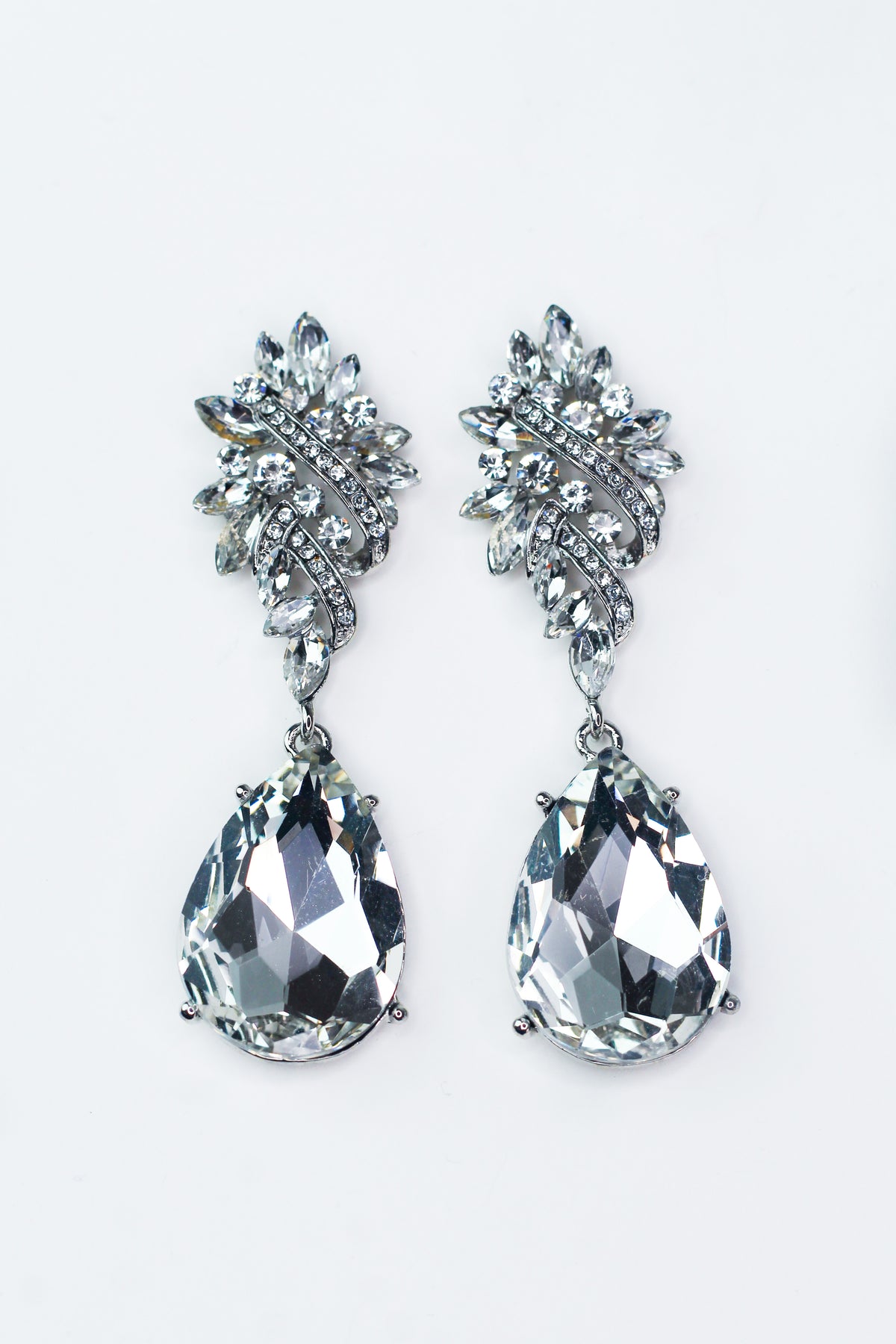 Swirl & Almond Top XL Teardrop Earring