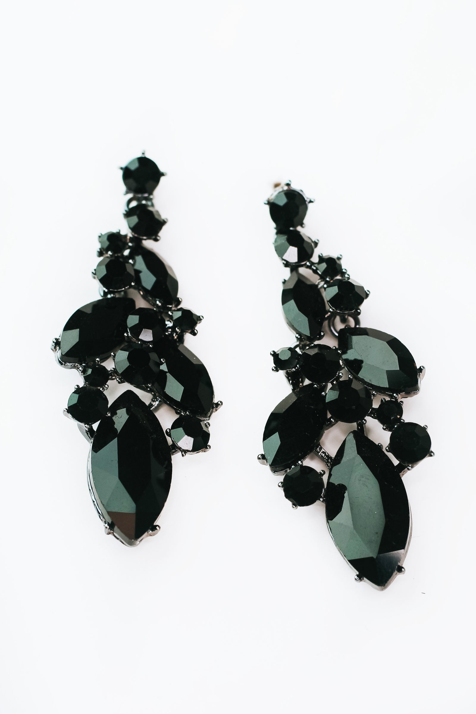 Stagger Almond Scatter Stone Earrings