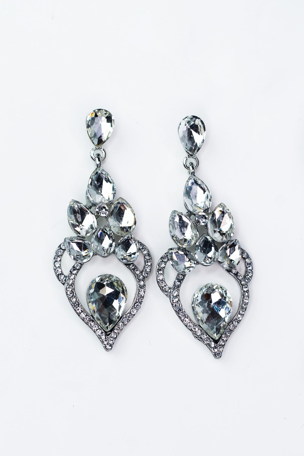 Pearl &amp; Stone Point Chandelier Earring