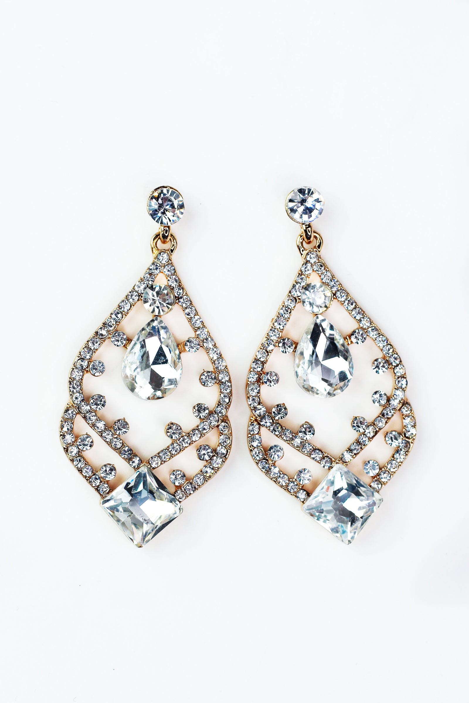 Diamond Bottom Curved Teardrop Chandelier Earring