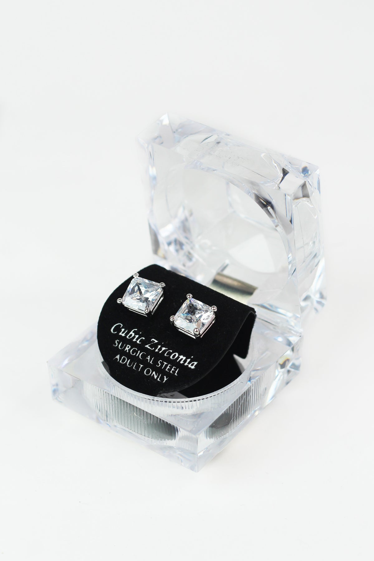8 mm Square Stud in Box