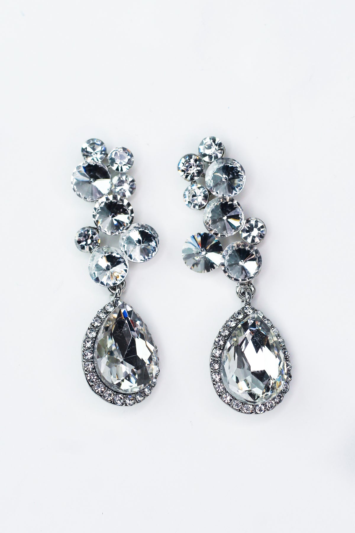 Cluster Circle Top with Teardrop Earring