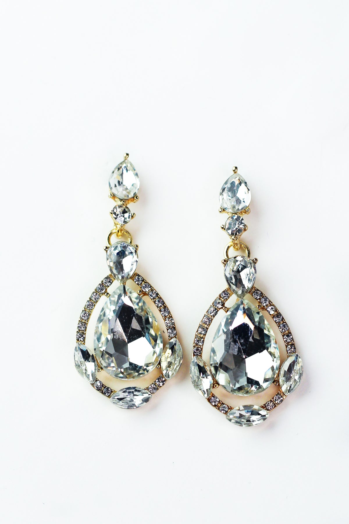 3 Almond Trim Bottom Teardrop Earring