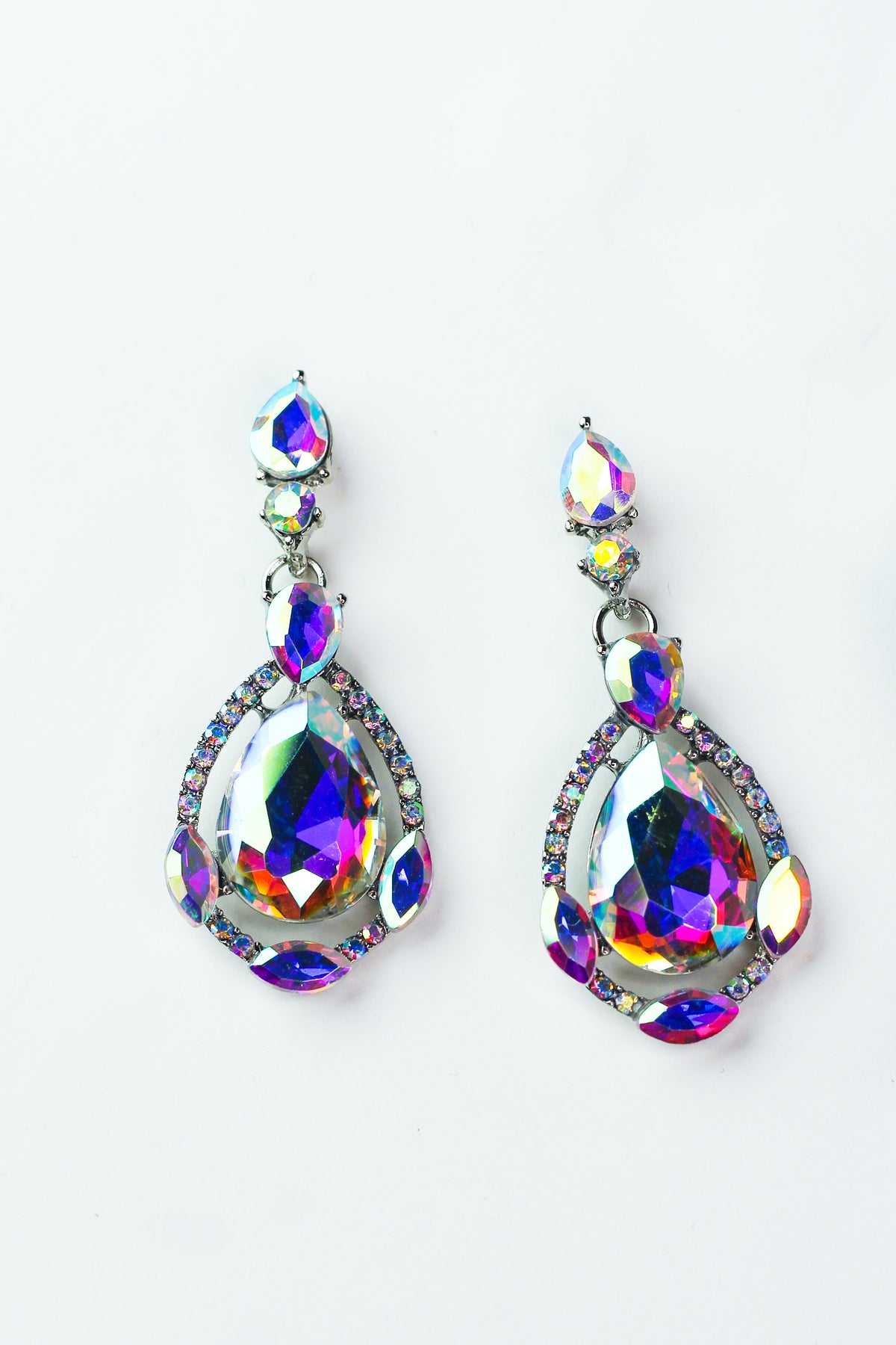 3 Almond Trim Bottom Teardrop Earring