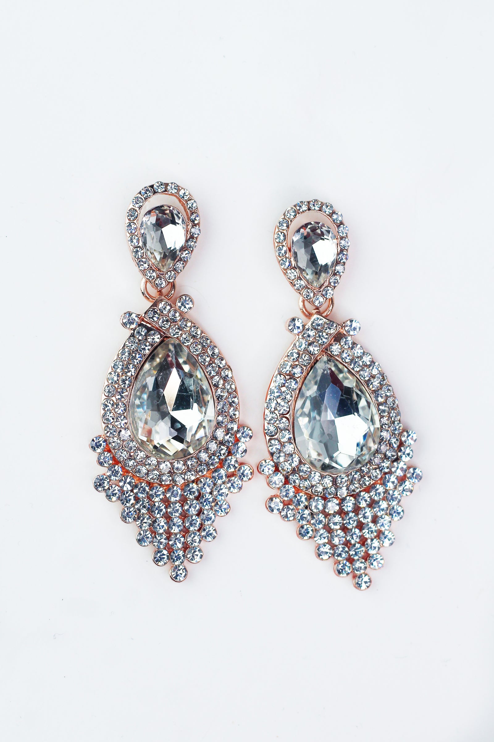 Two Row Trim Teardrop Scoop Point Earring