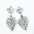 Teardrop Middle Almond Cluster Point Earring