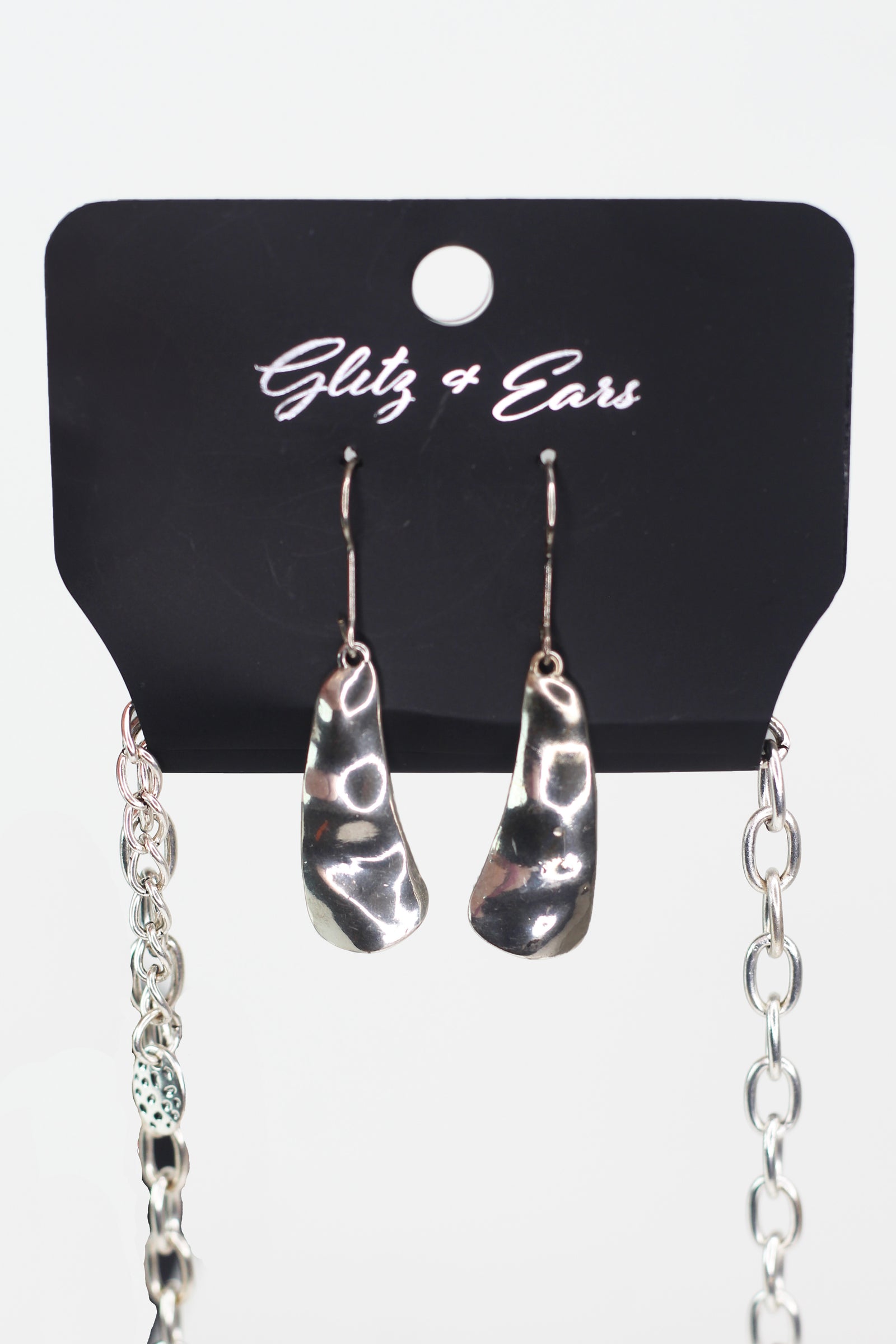 Large Oval Stone Metal Plate Sides Necklace