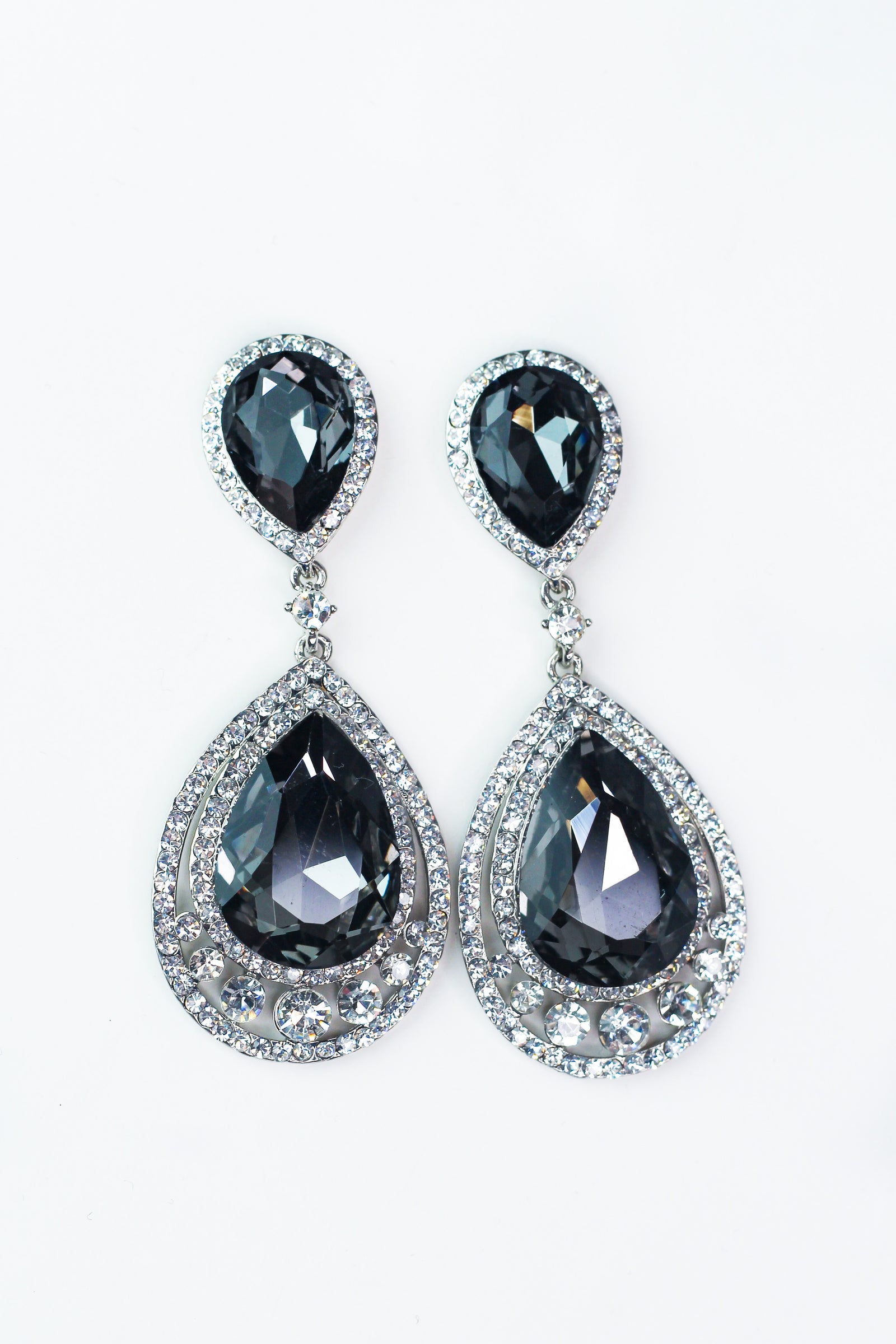 XL 2 Tear Shape Bottom 7 Rounds Earrings