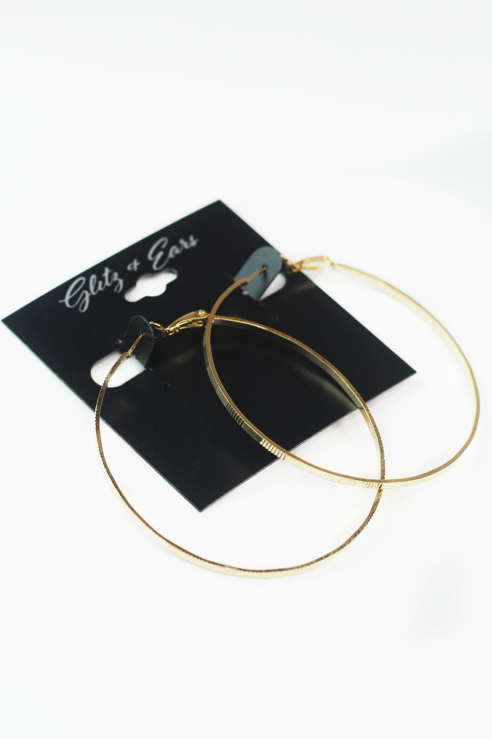 Textured Pattern Skinny Medium Hoop