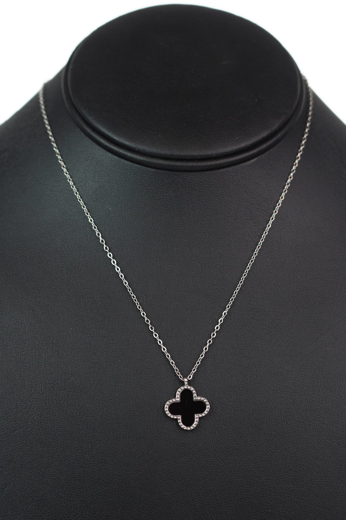 Dainty Chain Clover Necklace