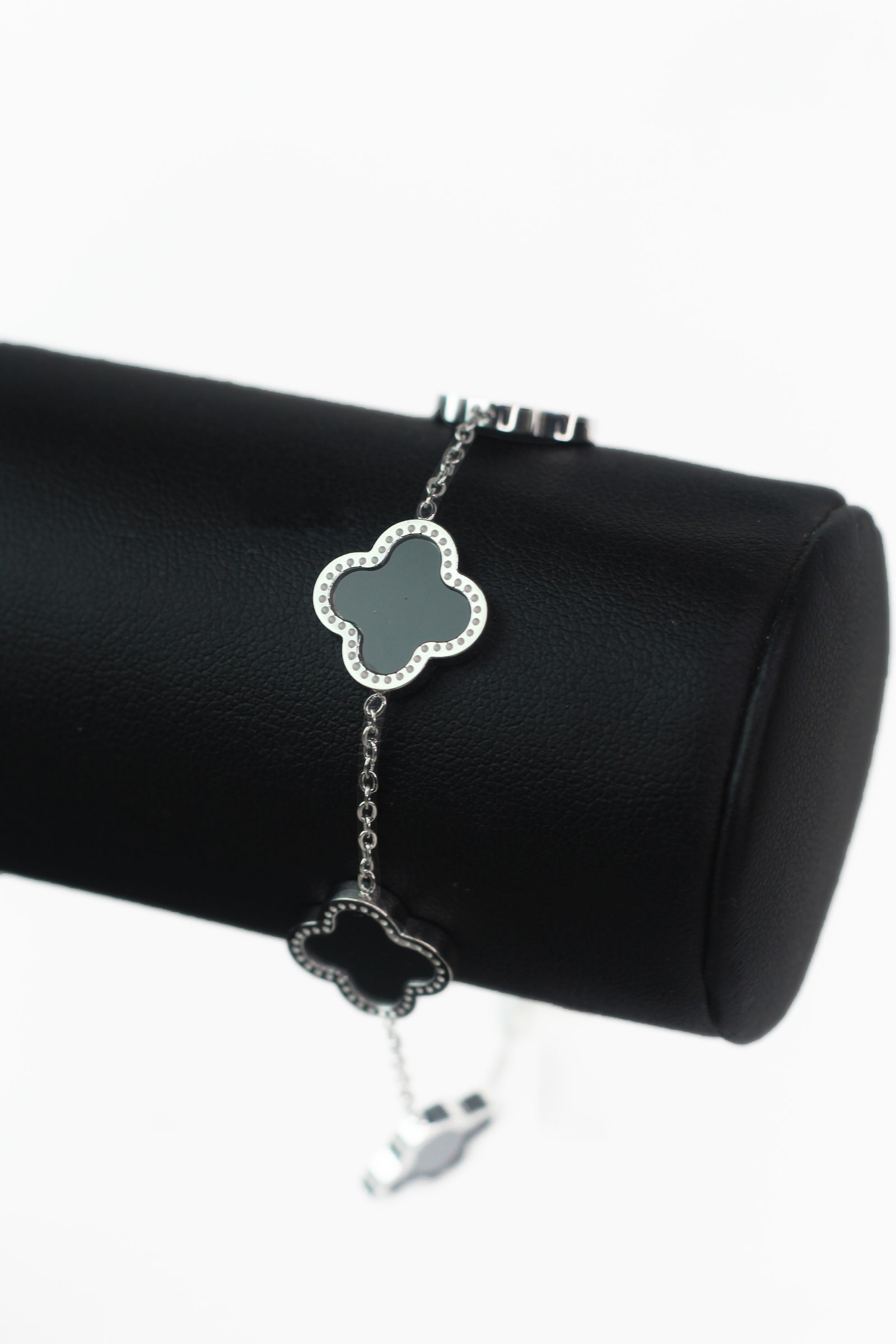 5 Clover Spaced Dainty Chain Bracelet