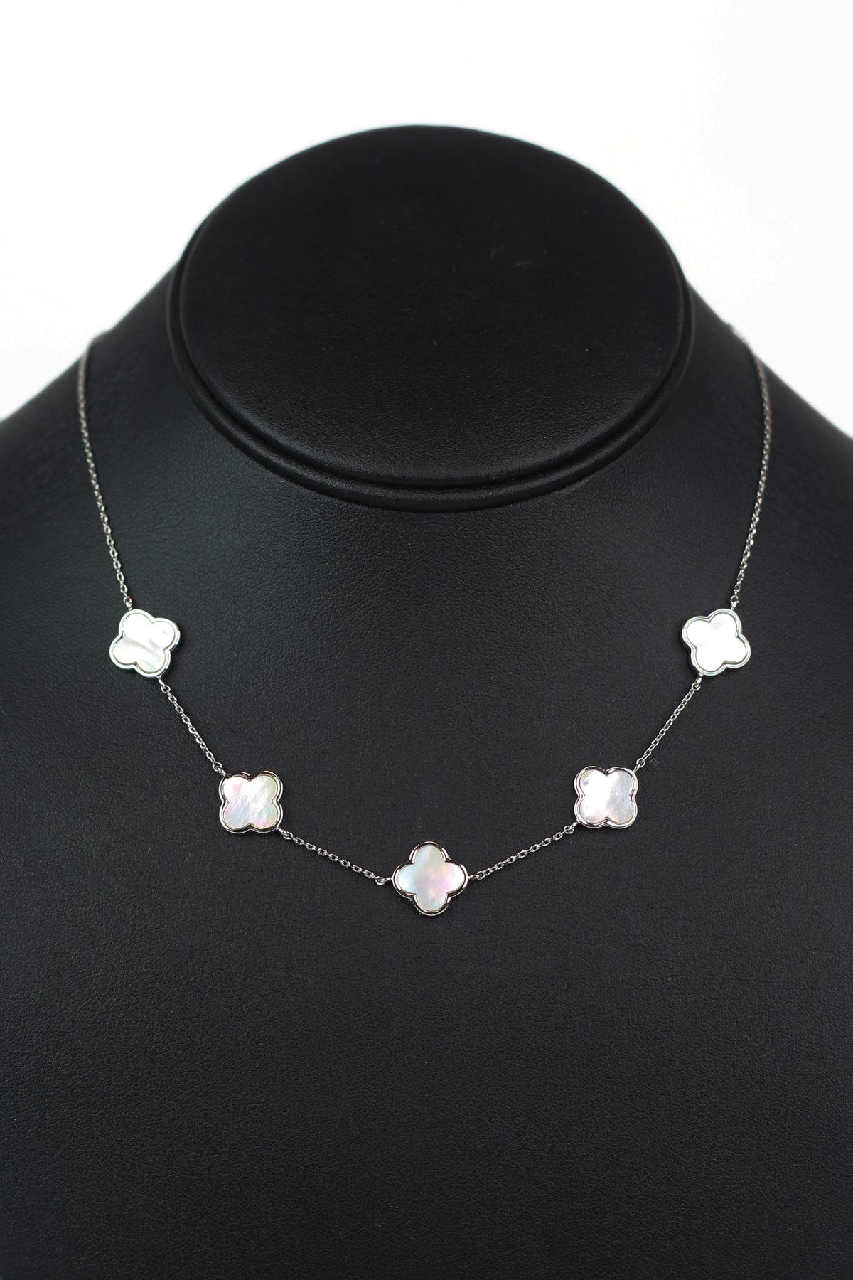 5 Clover &amp; Spaced Dainty Chain Necklace