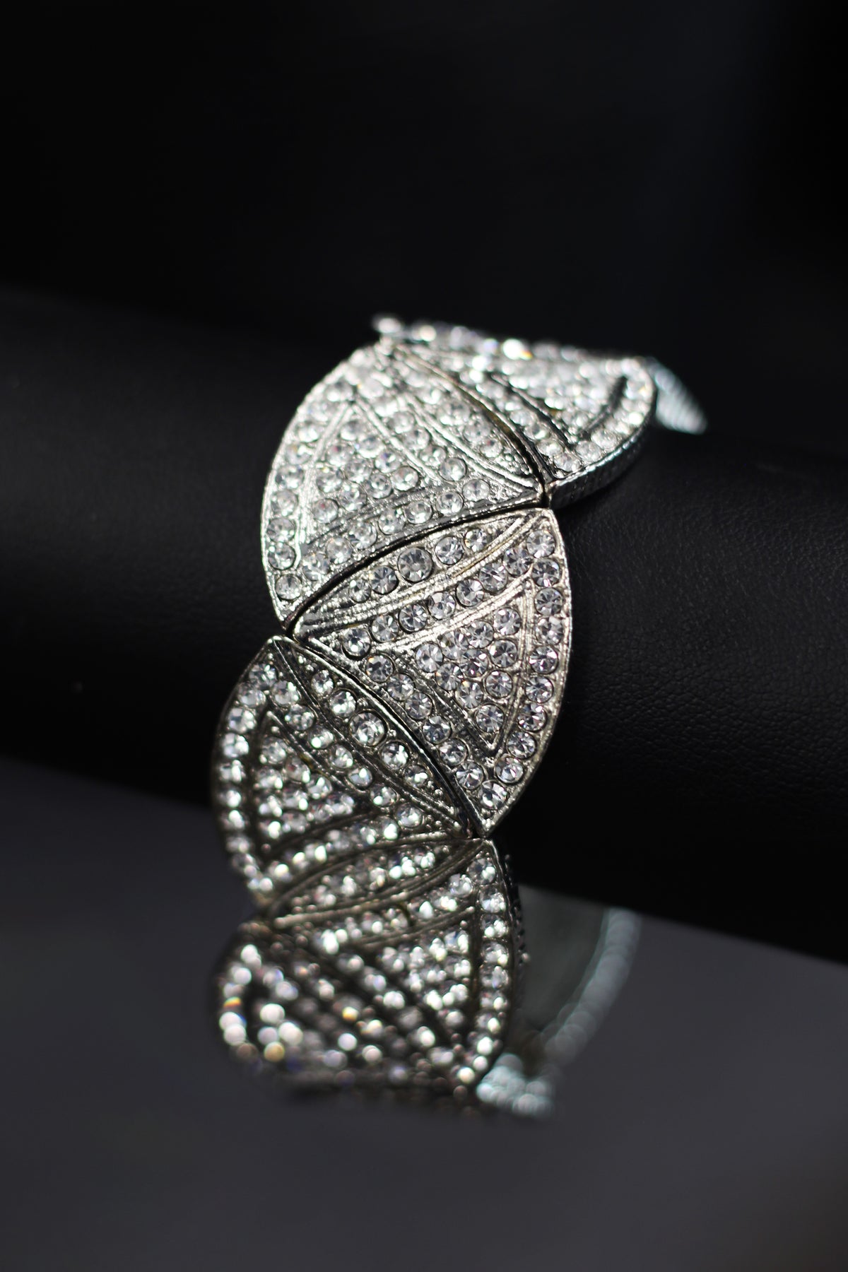 Rhinestone Triangles Stretch Bracelet